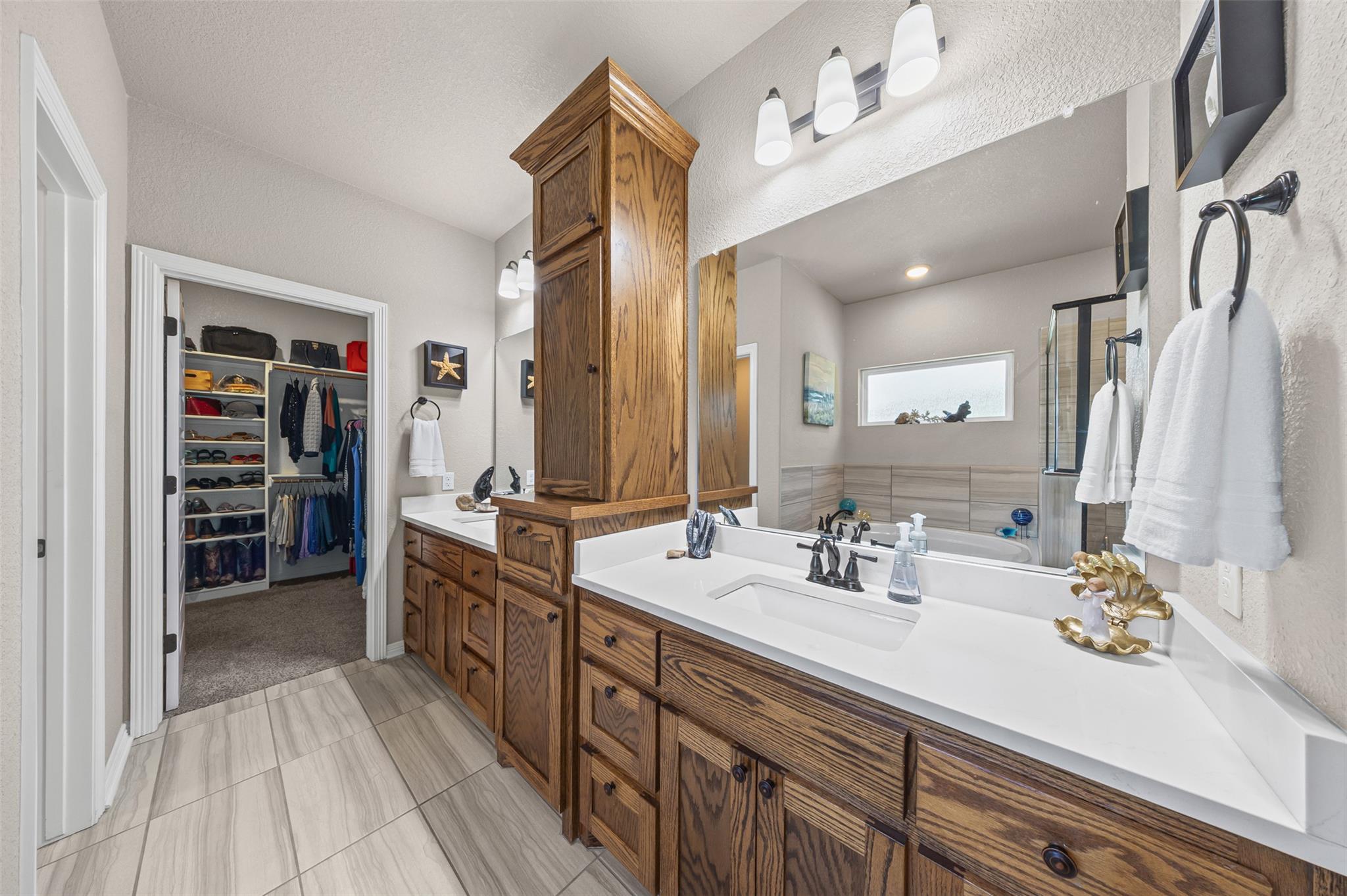 15821 Salado Dr, Temple, TX 76502