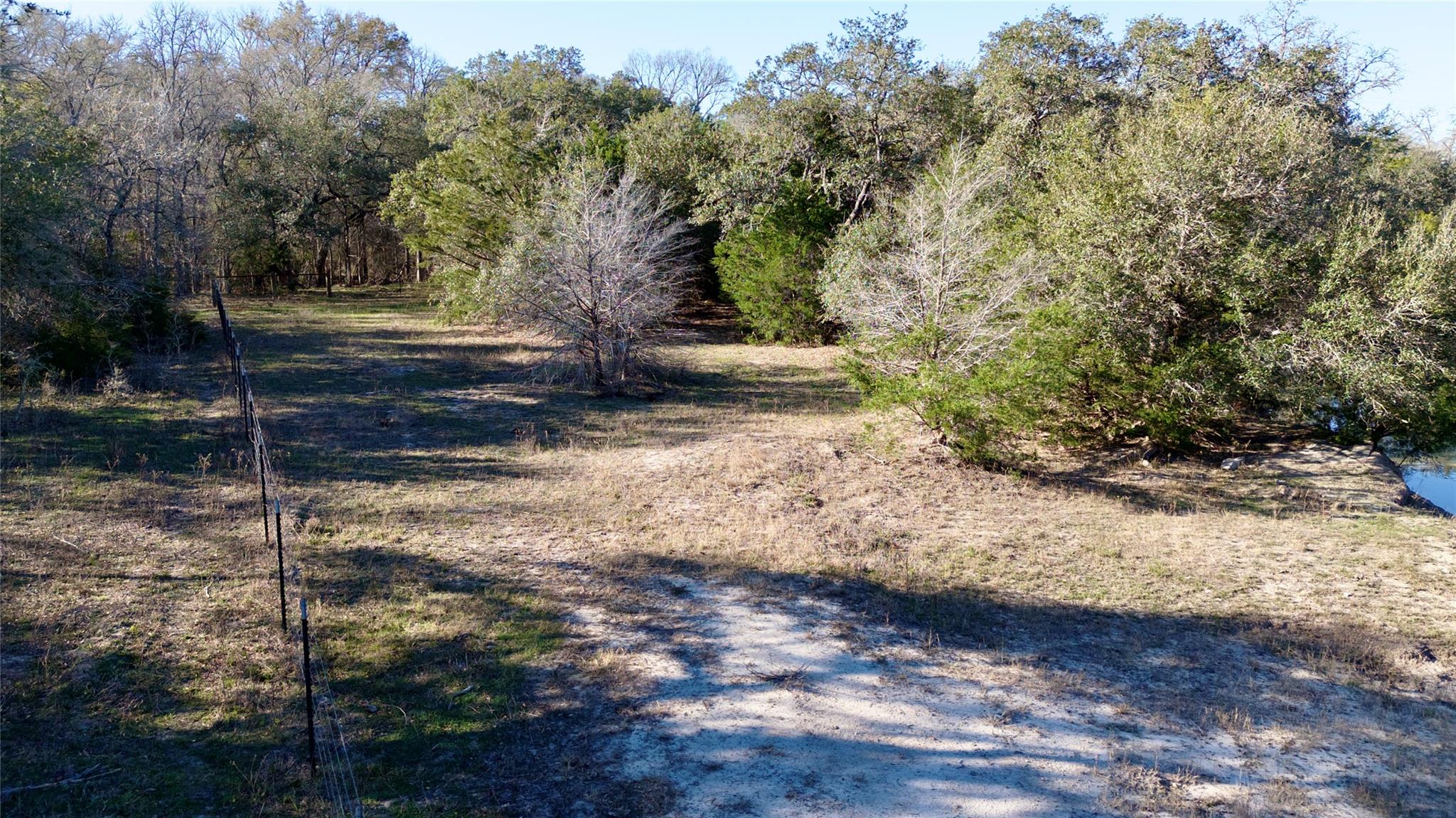 440 Boulton Creek Rd, Muldoon, TX 78949