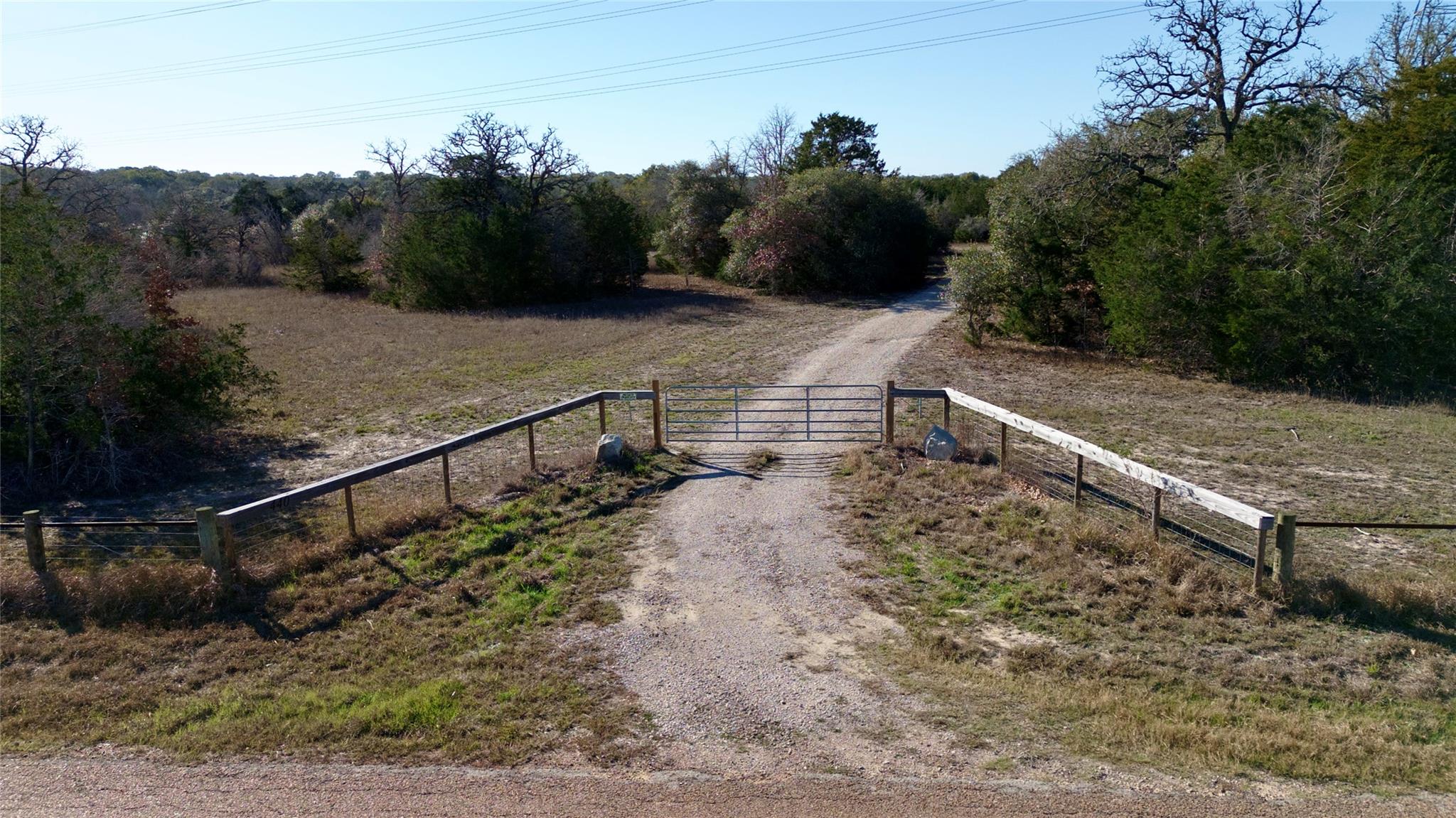 440 Boulton Creek Rd, Muldoon, TX 78949