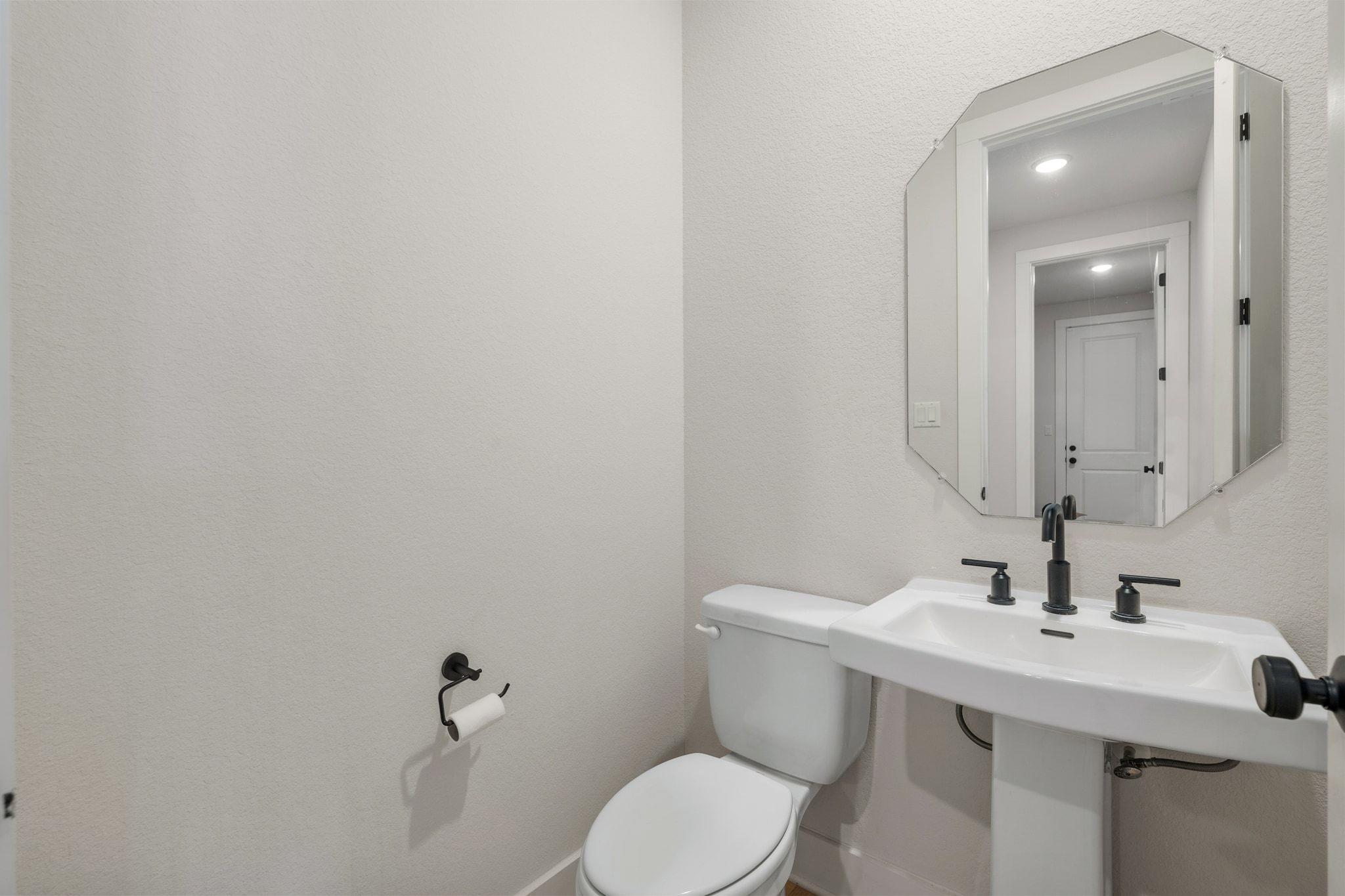 957 Arrowhead Ranch Blvd, Dripping Springs, TX 78620