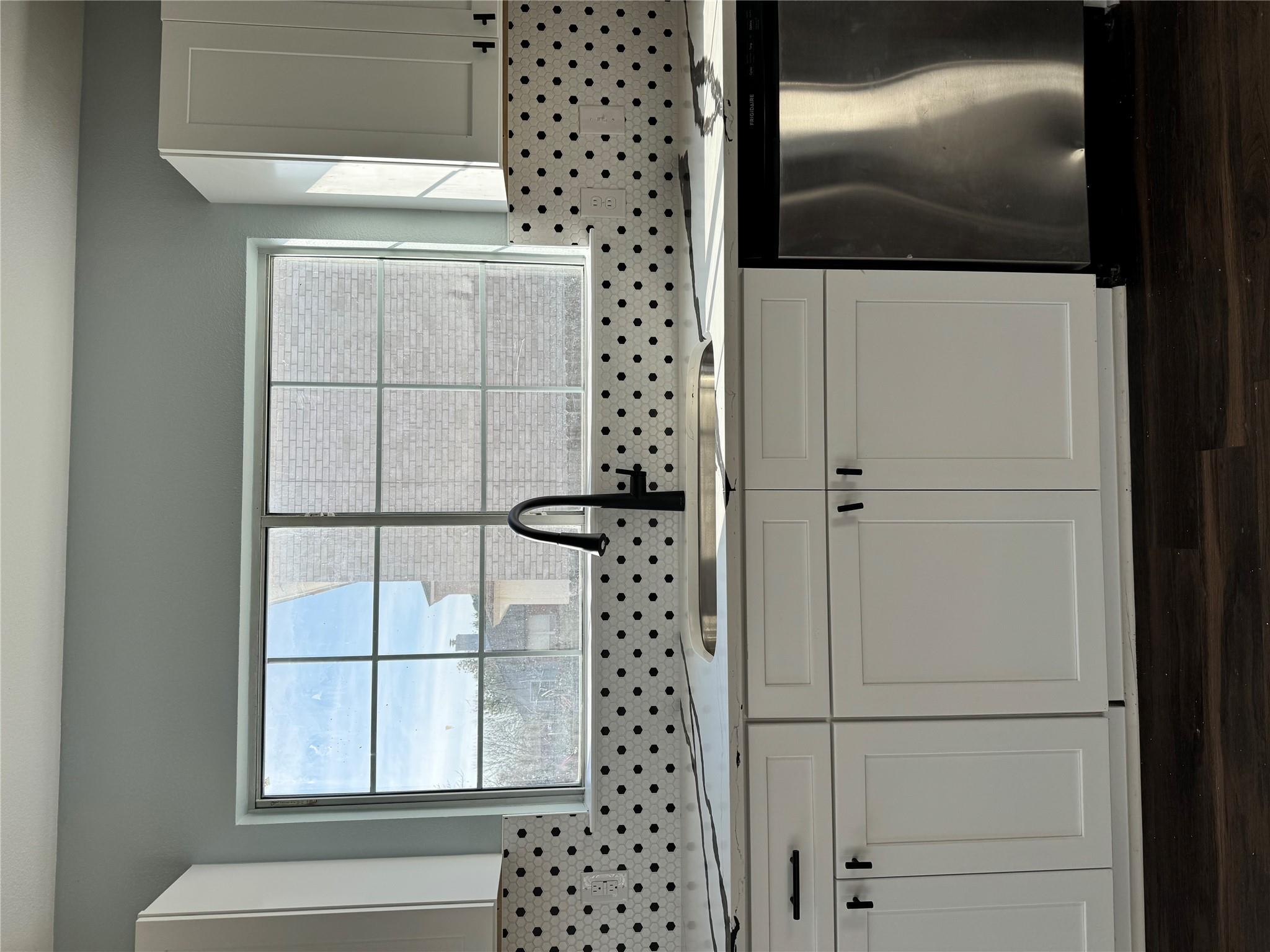 7813 Marble Ridge Dr, Austin, TX 78747