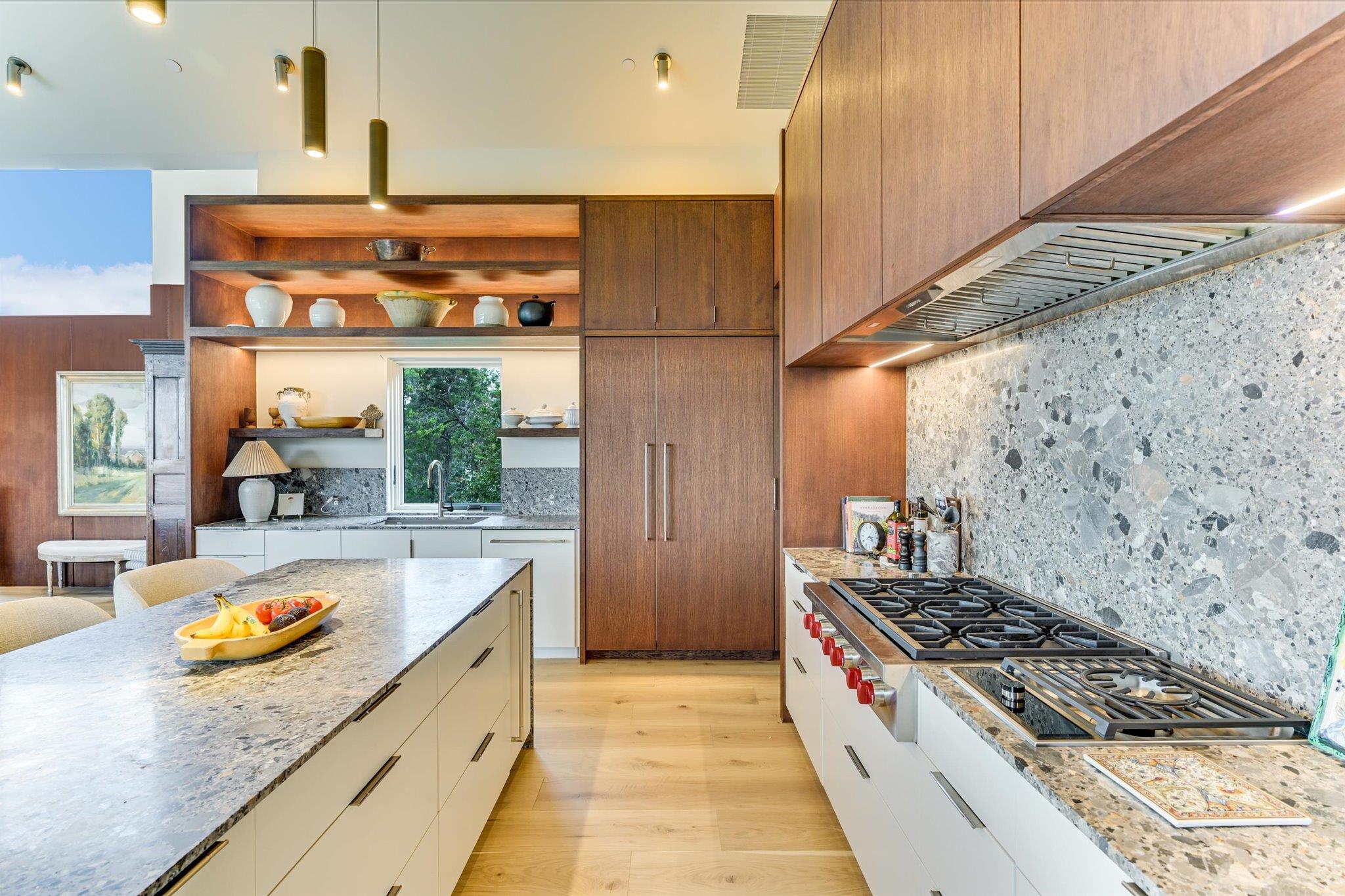 2405 Deer Pass, Austin, TX 78746