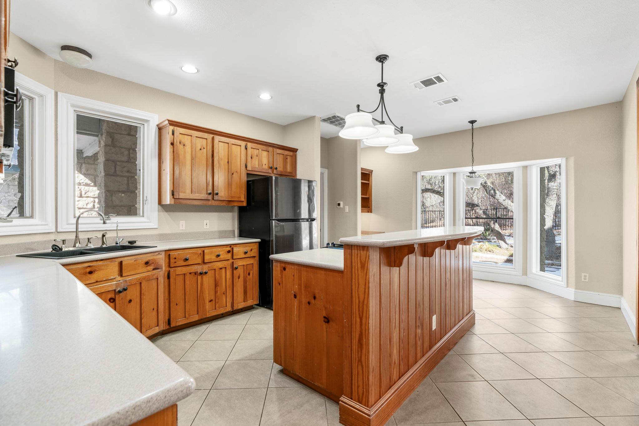 310 County Road 317, Georgetown, TX 78626