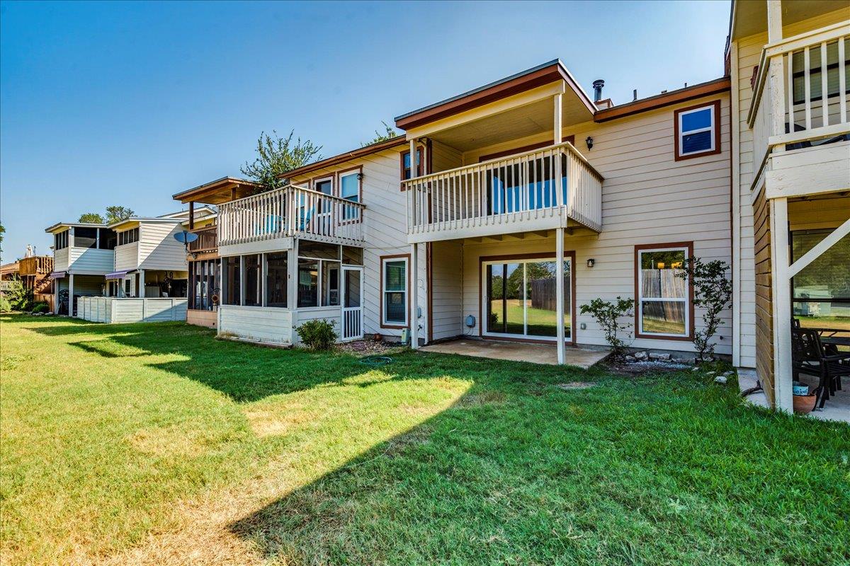 3 Cypress Fairway Vlg, Wimberley, TX 78676