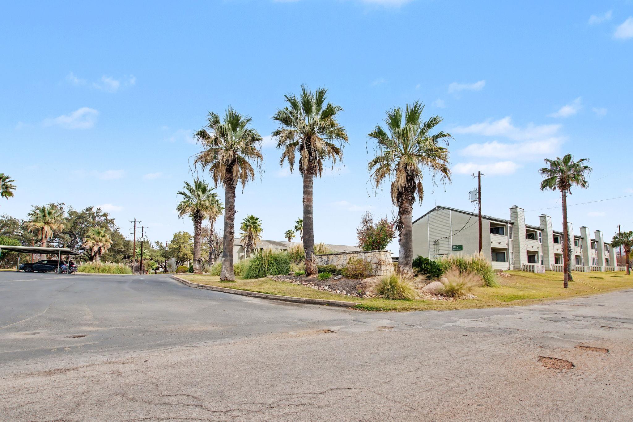 604 Highcrest # 213 Dr, Granite Shoals, TX 78654