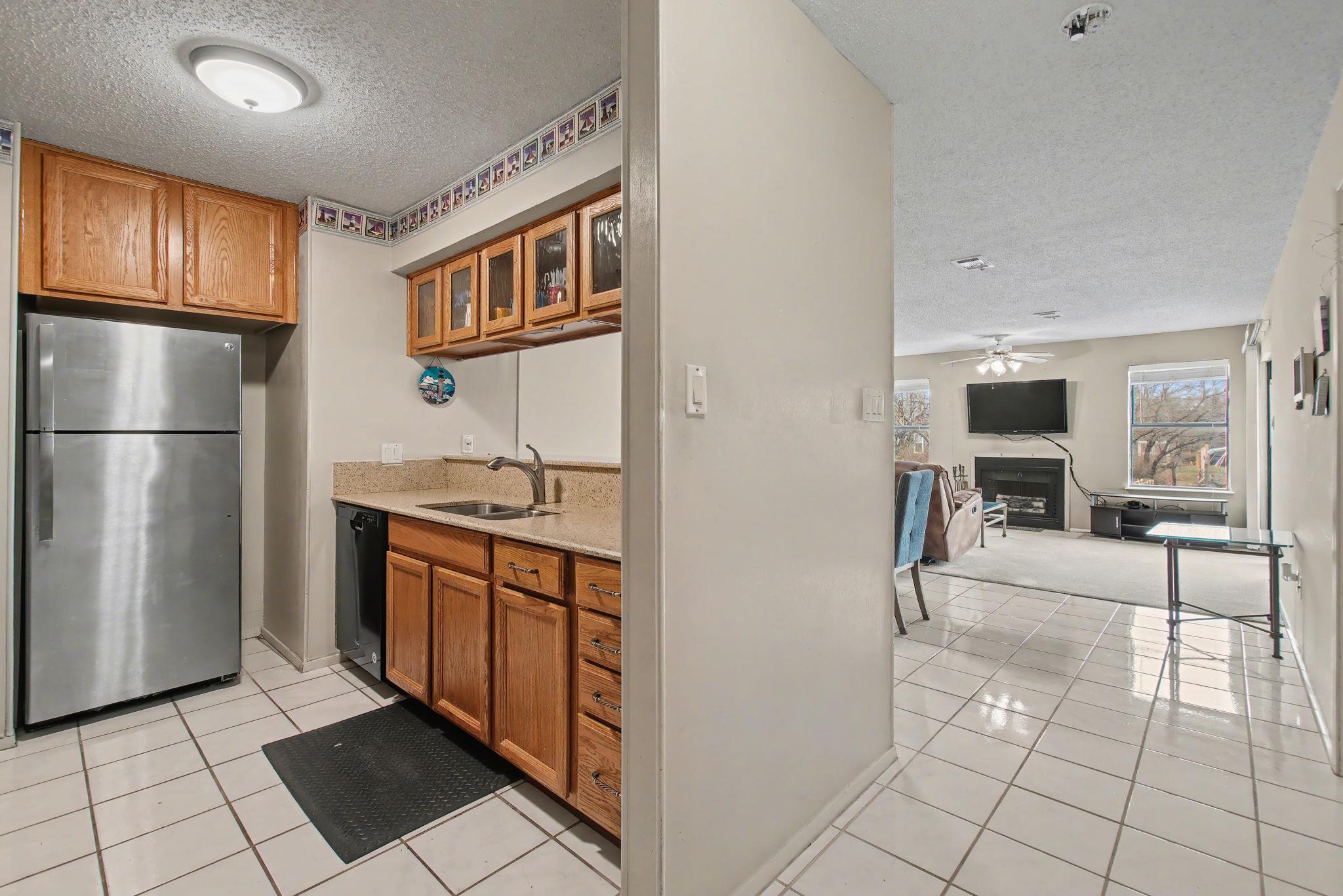 604 Highcrest # 213 Dr, Granite Shoals, TX 78654