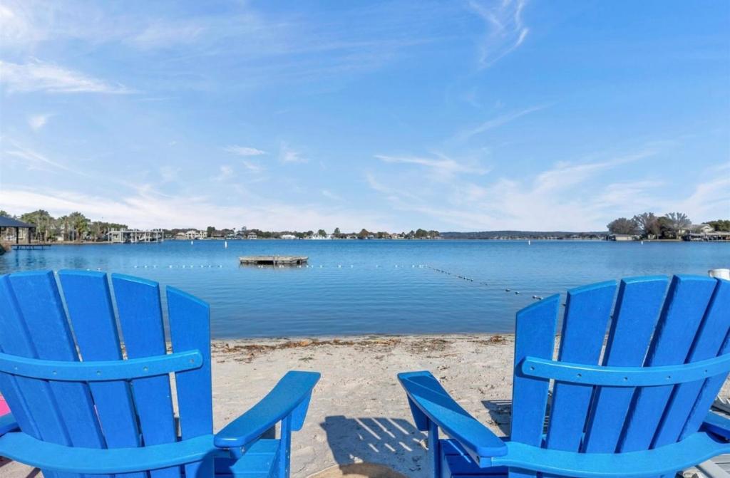 604 Highcrest # 213 Dr, Granite Shoals, TX 78654