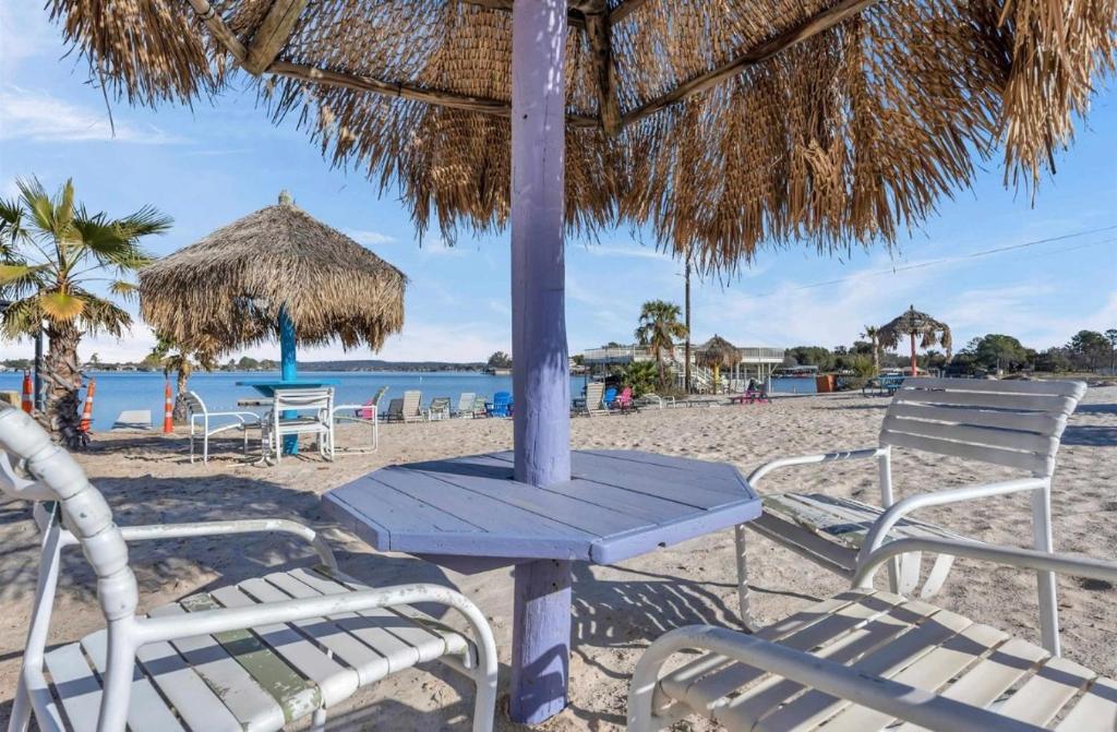 604 Highcrest # 213 Dr, Granite Shoals, TX 78654