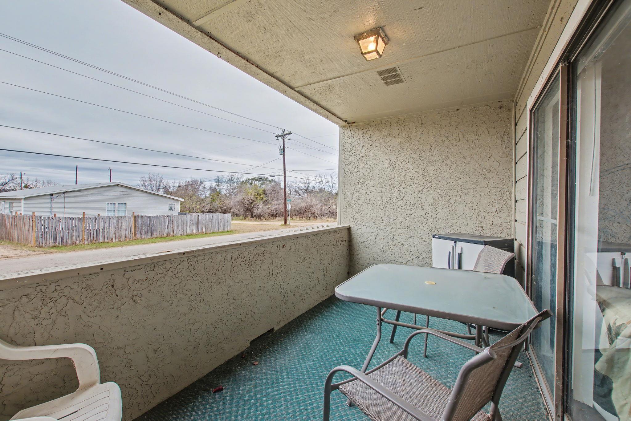 604 Highcrest # 213 Dr, Granite Shoals, TX 78654