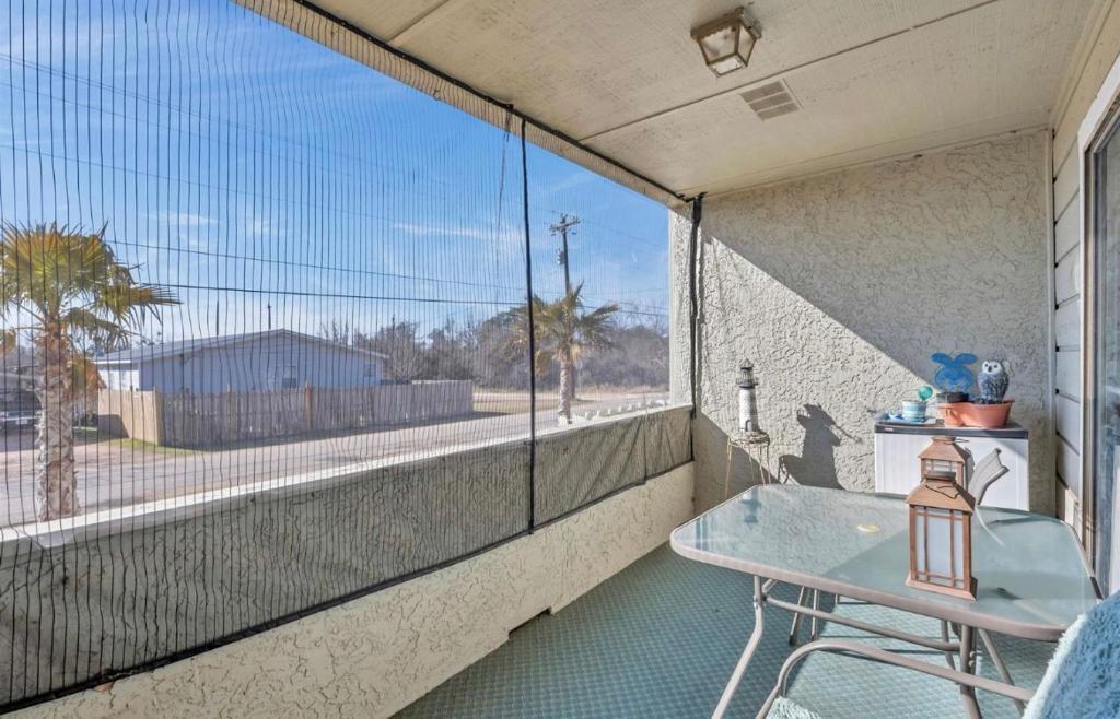 604 Highcrest # 213 Dr, Granite Shoals, TX 78654