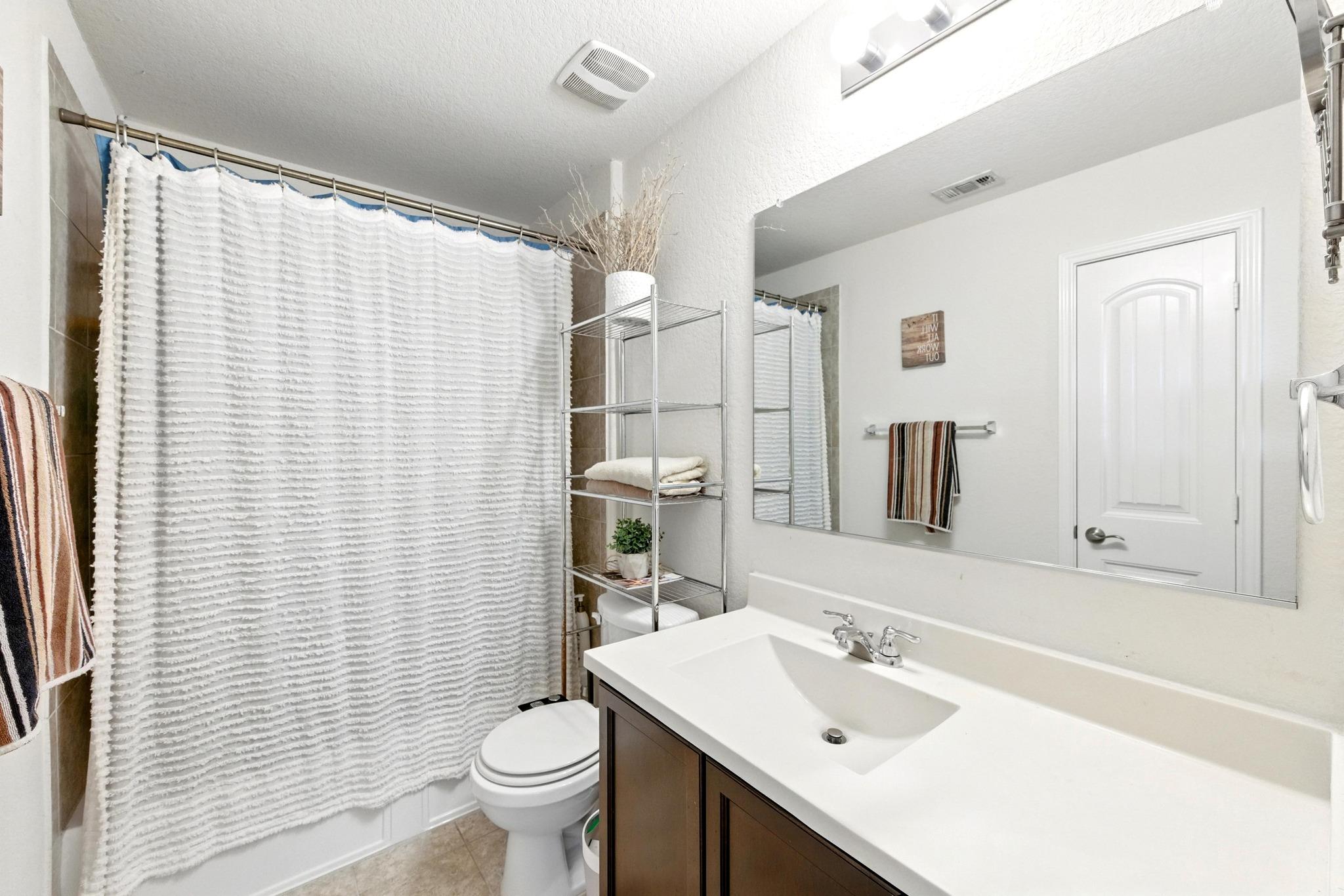 3905 Alpine Autumn Dr, Austin, TX 78744