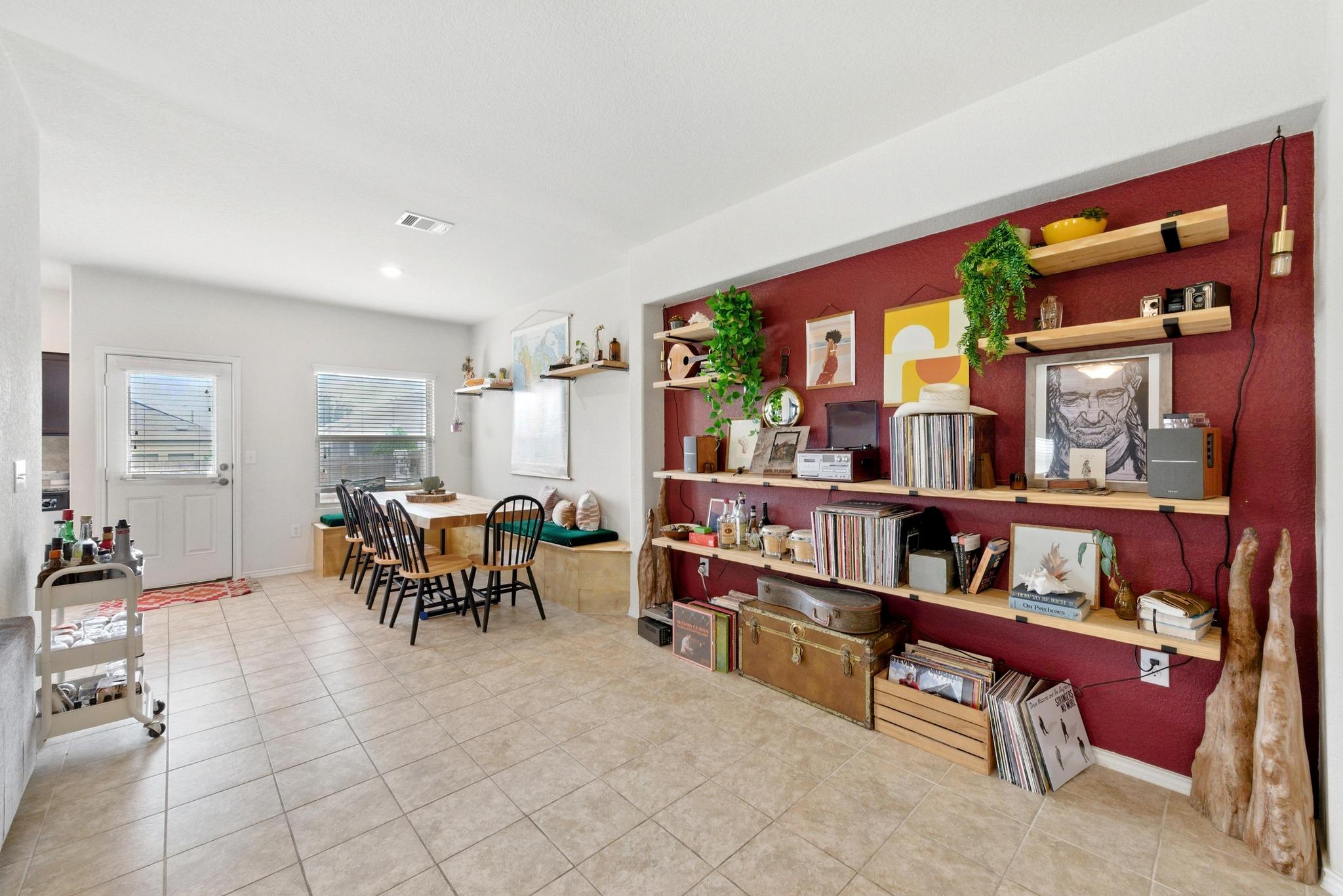 3905 Alpine Autumn Dr, Austin, TX 78744