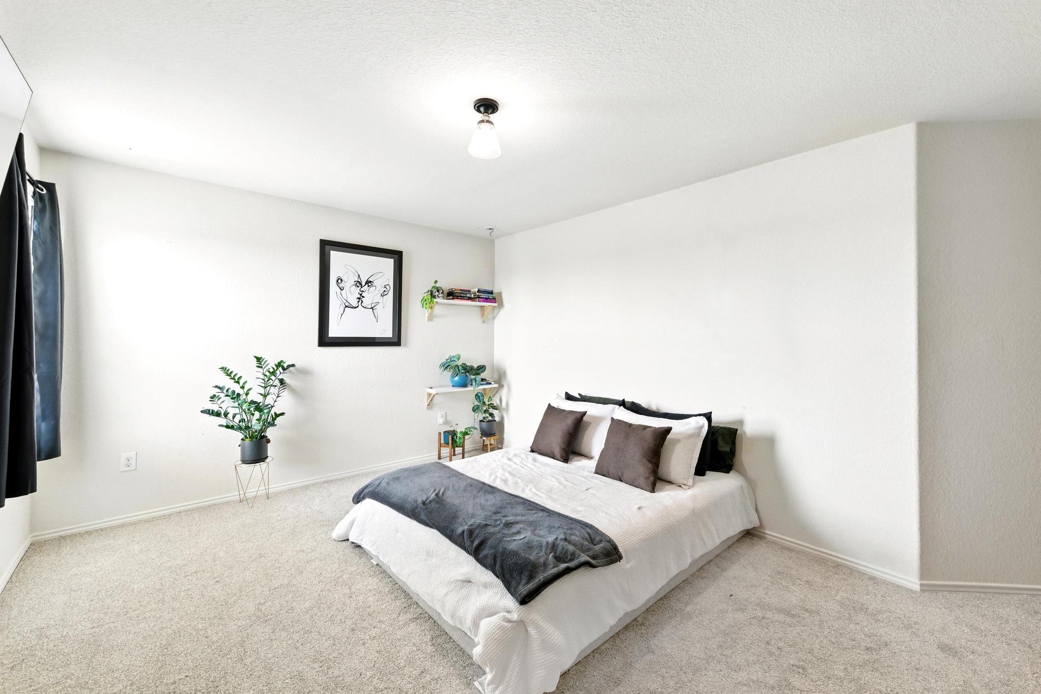 3905 Alpine Autumn Dr, Austin, TX 78744