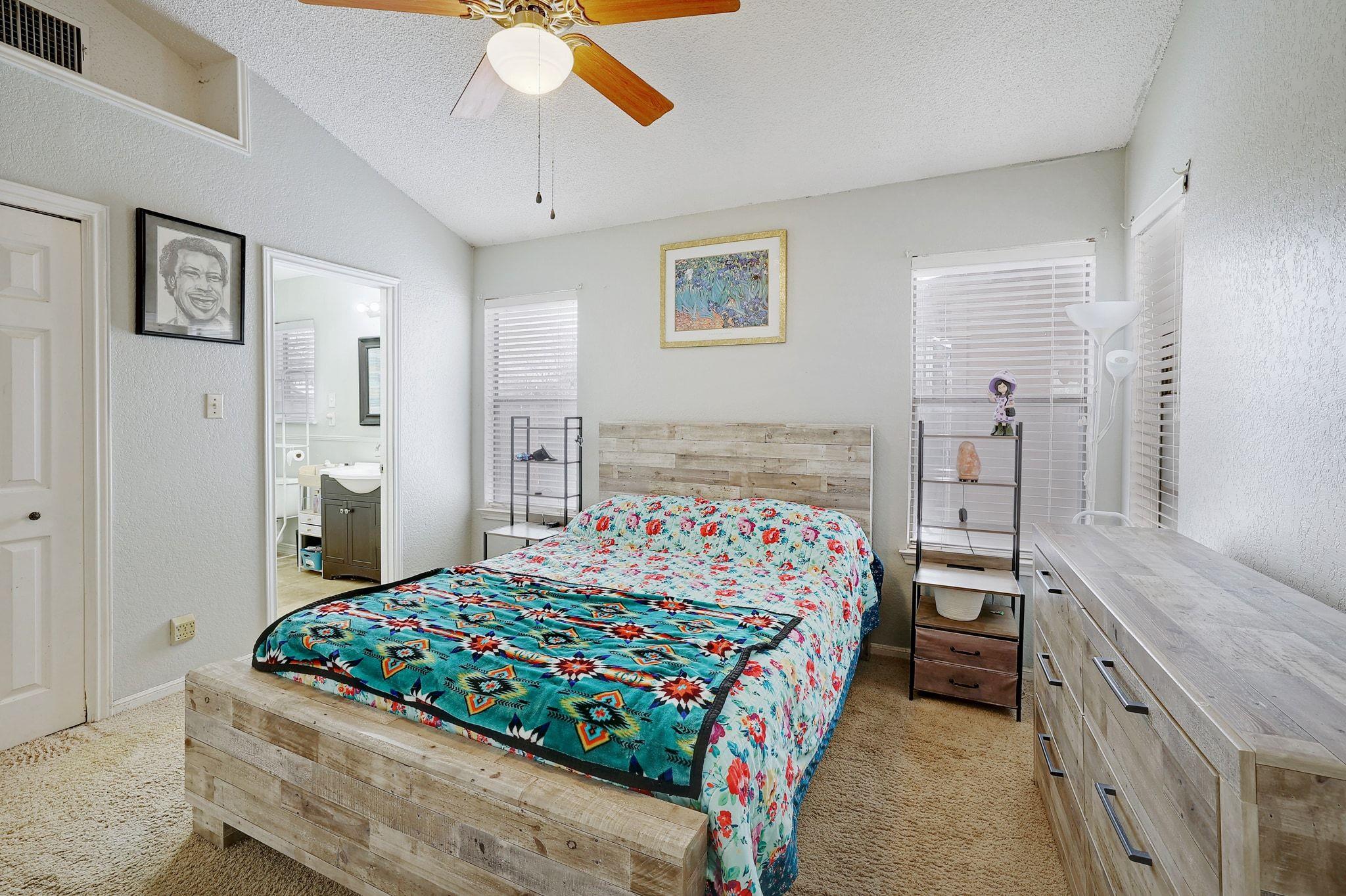 2508 Armstrong Dr, Leander, TX 78641