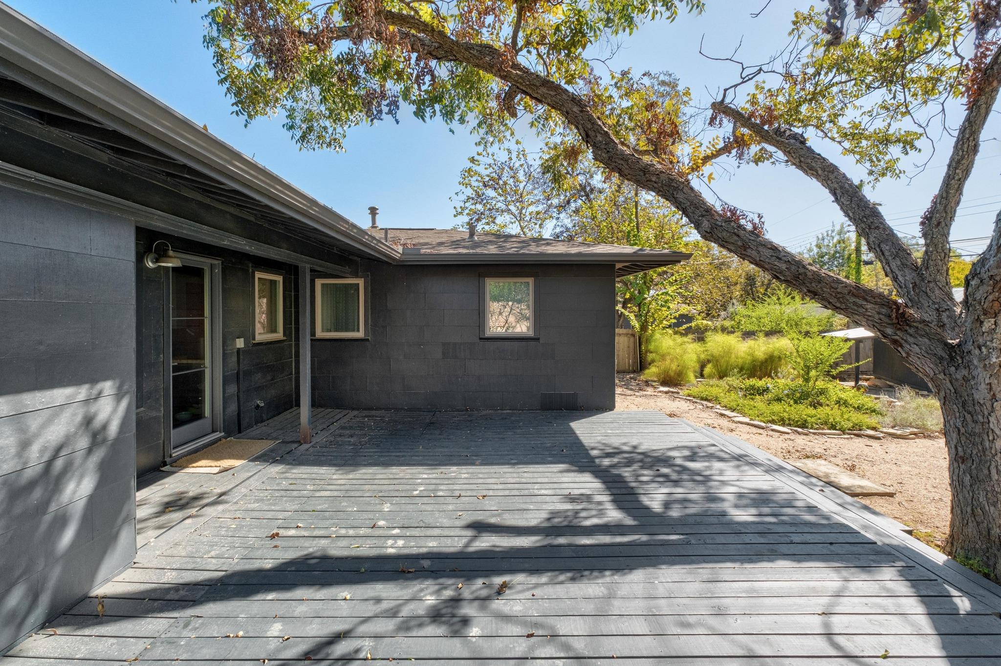 1303 Glencrest Dr, Austin, TX 78723