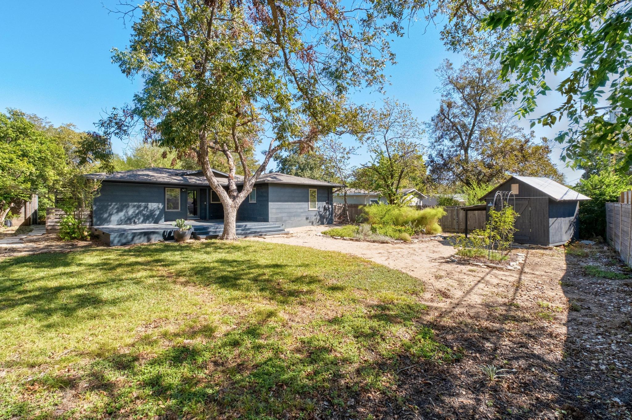 1303 Glencrest Dr, Austin, TX 78723