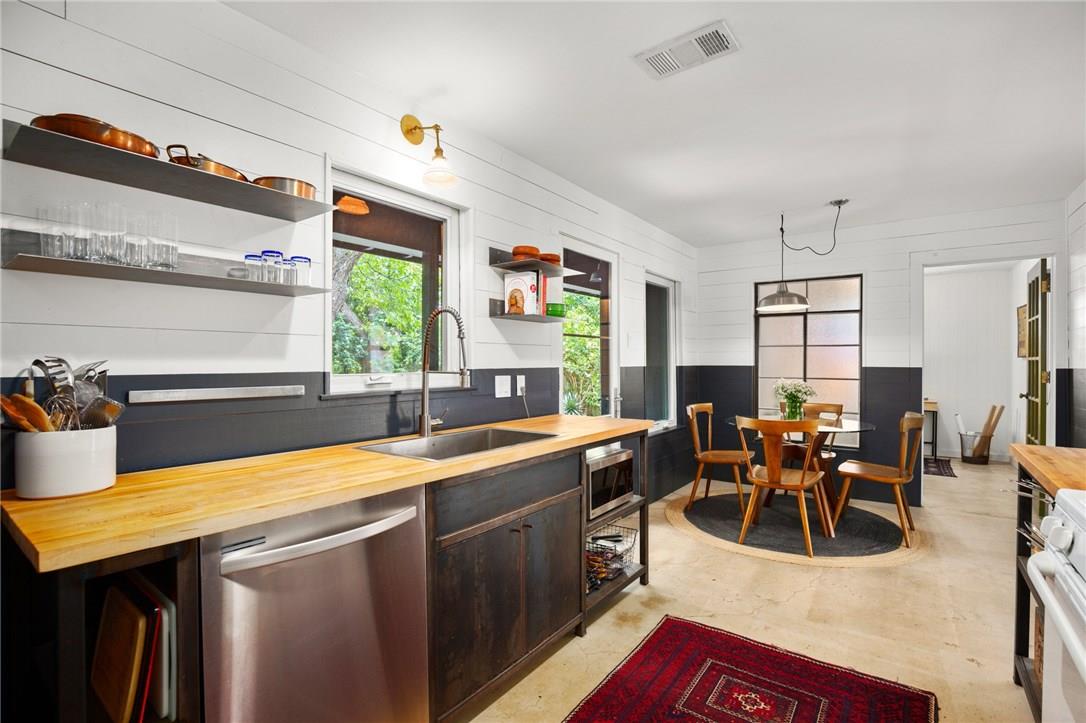 1303 Glencrest Dr, Austin, TX 78723