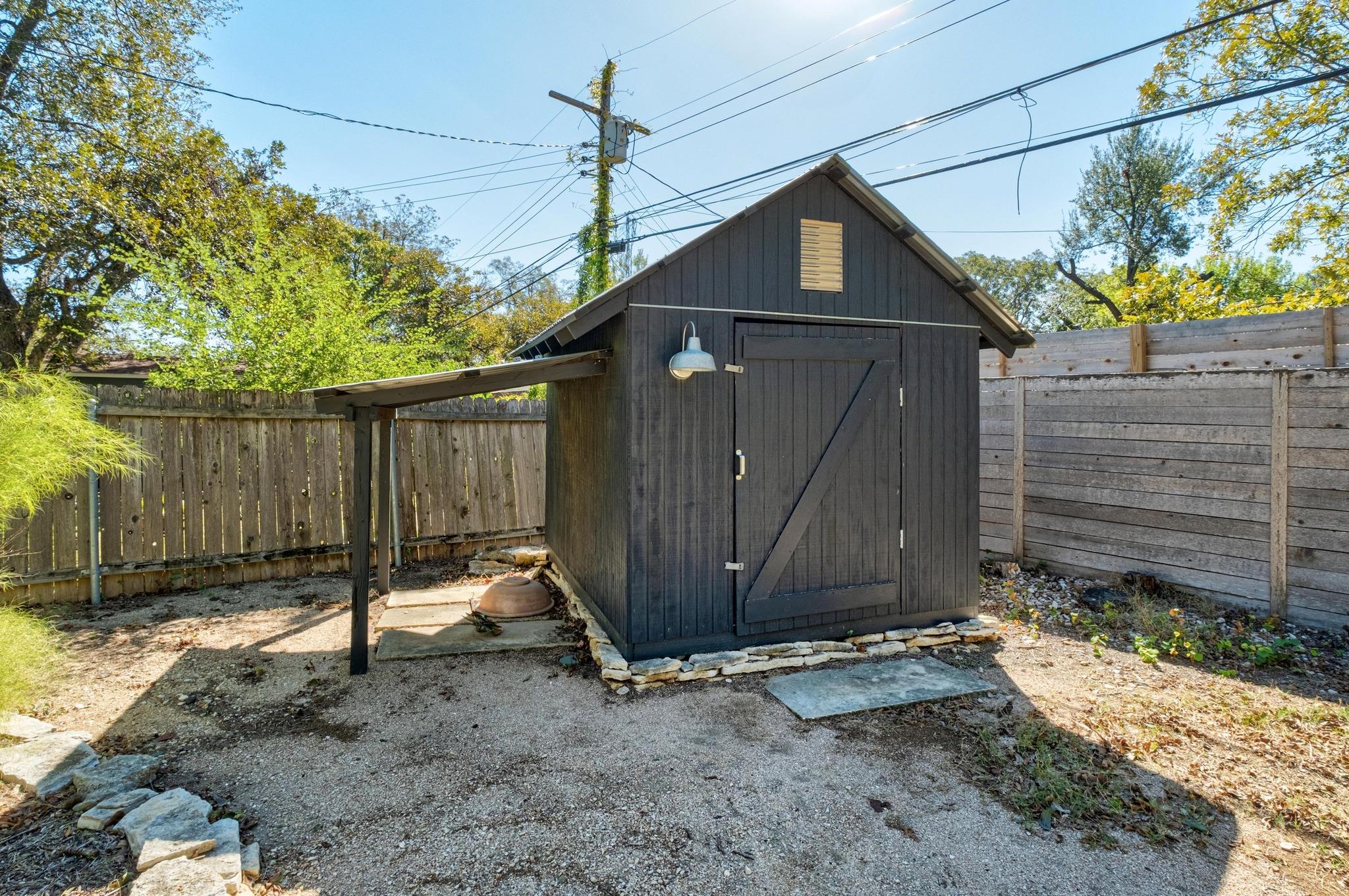 1303 Glencrest Dr, Austin, TX 78723