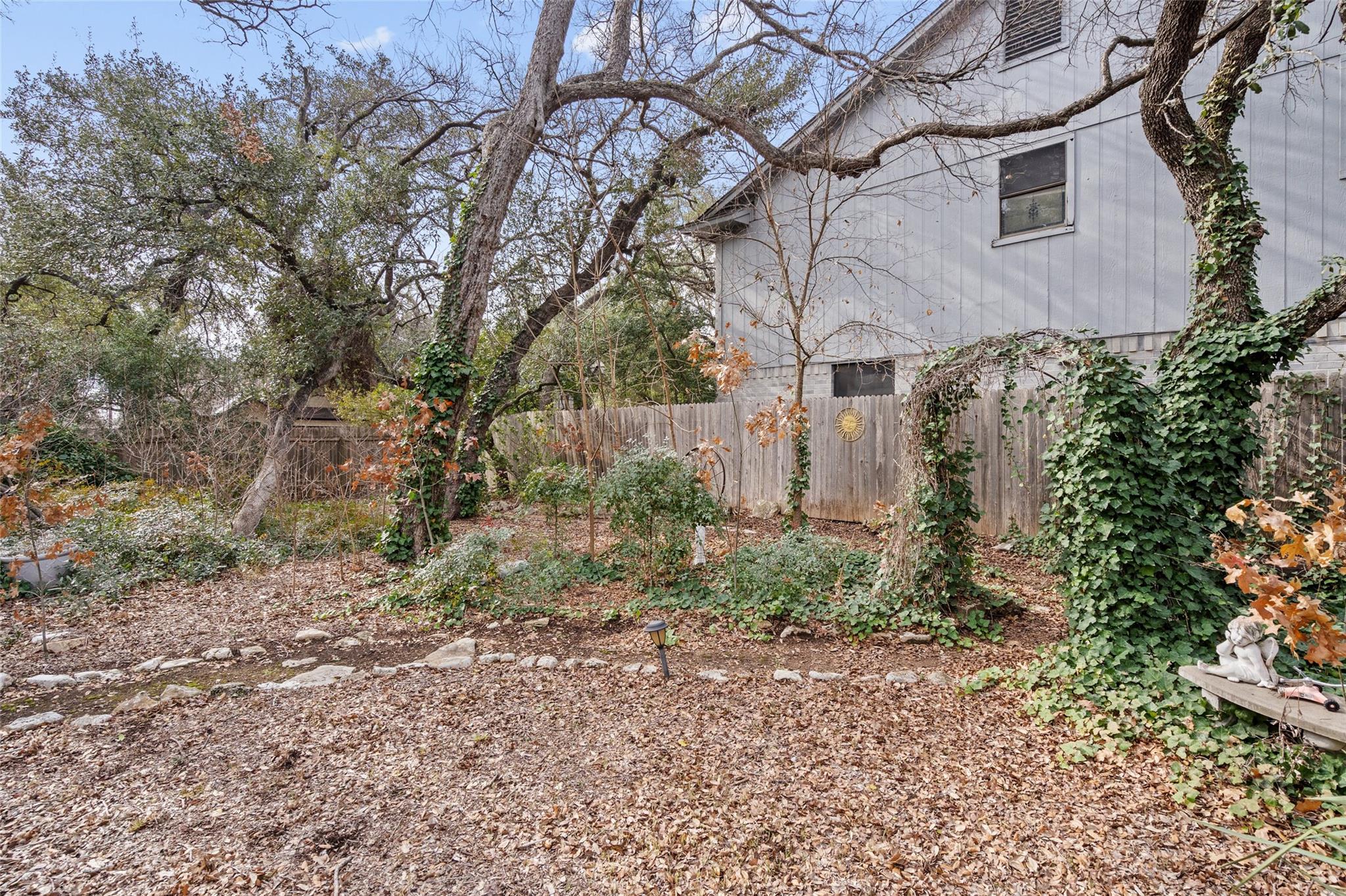 17500 Klamath Falls Dr, Round Rock, TX 78681