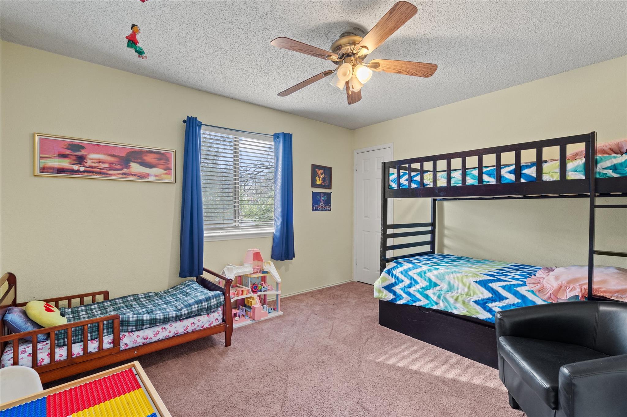 17500 Klamath Falls Dr, Round Rock, TX 78681