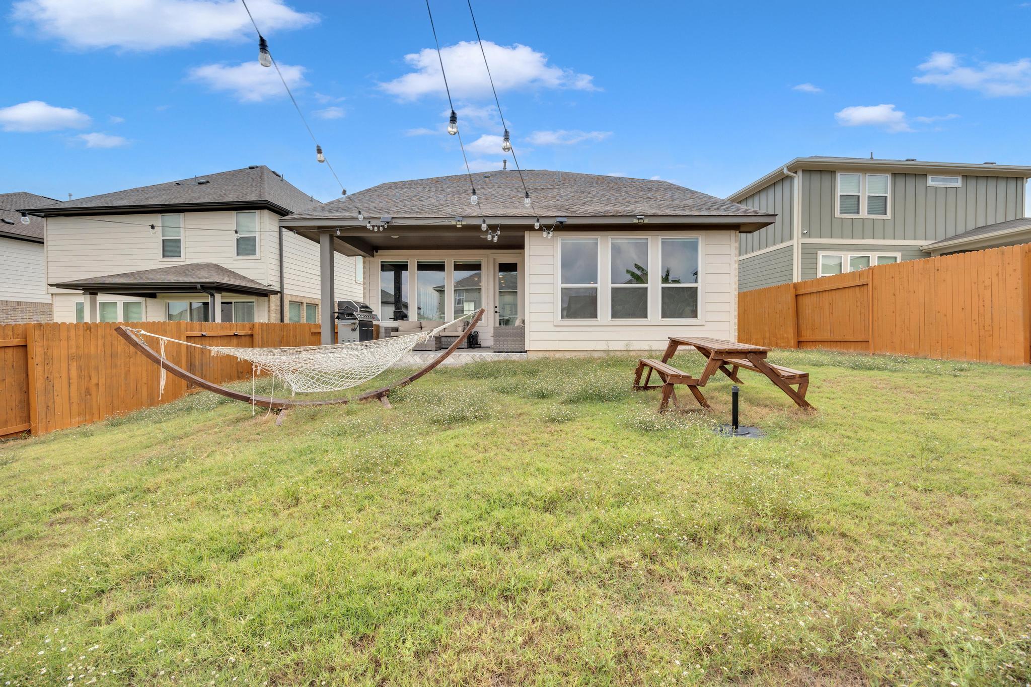 6404 E Mallord Brook Bnd, Buda, TX 78610