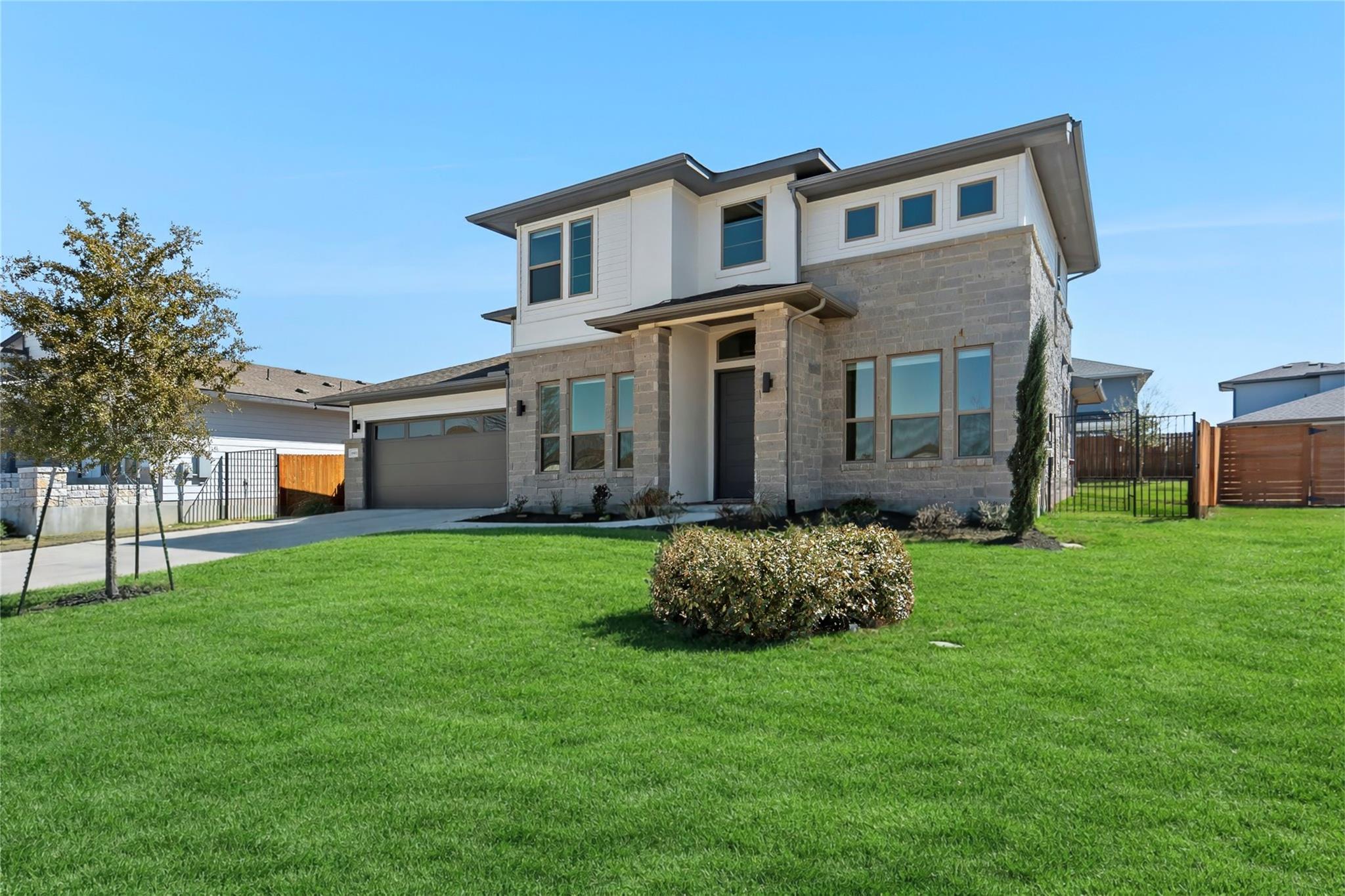 8901 Chrysler Bnd, Austin, TX 78744