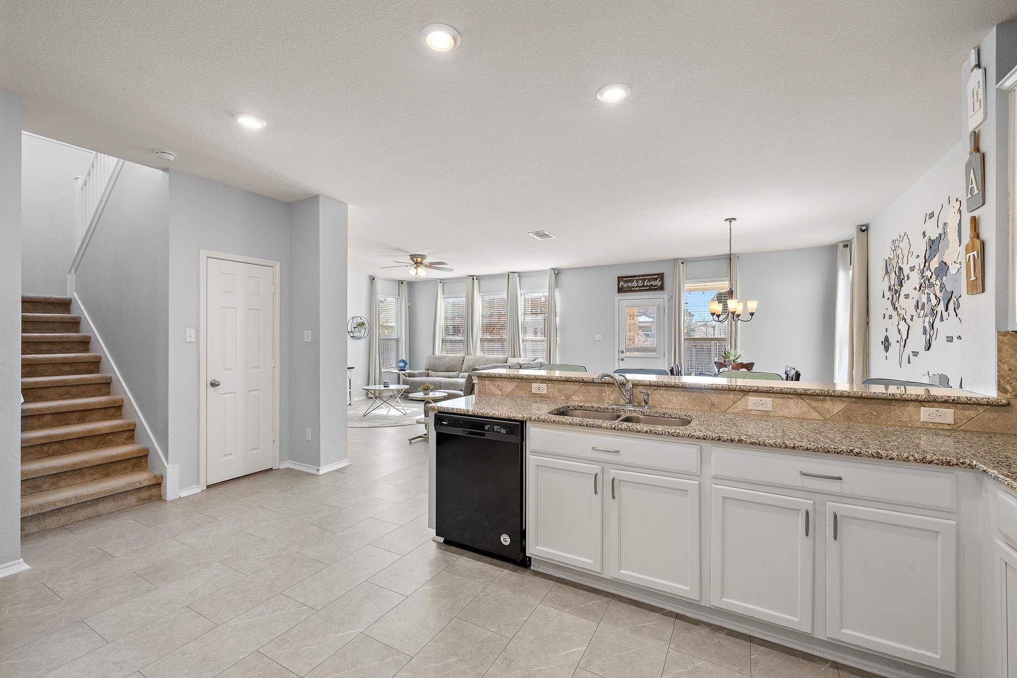 2950 E Old Settlers Blvd # 79, Round Rock, TX 78665