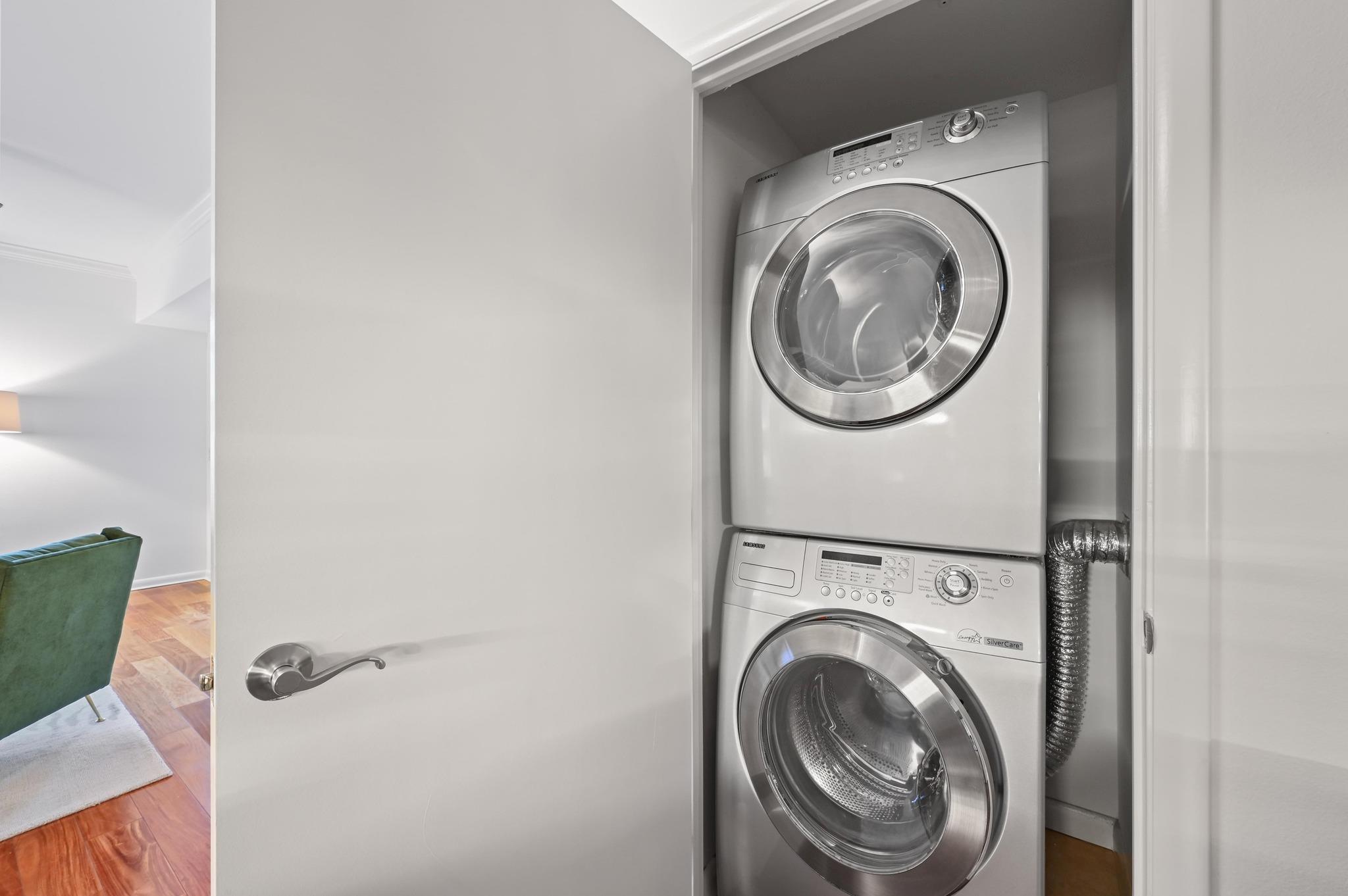 54 Rainey St # 412, Austin, TX 78701