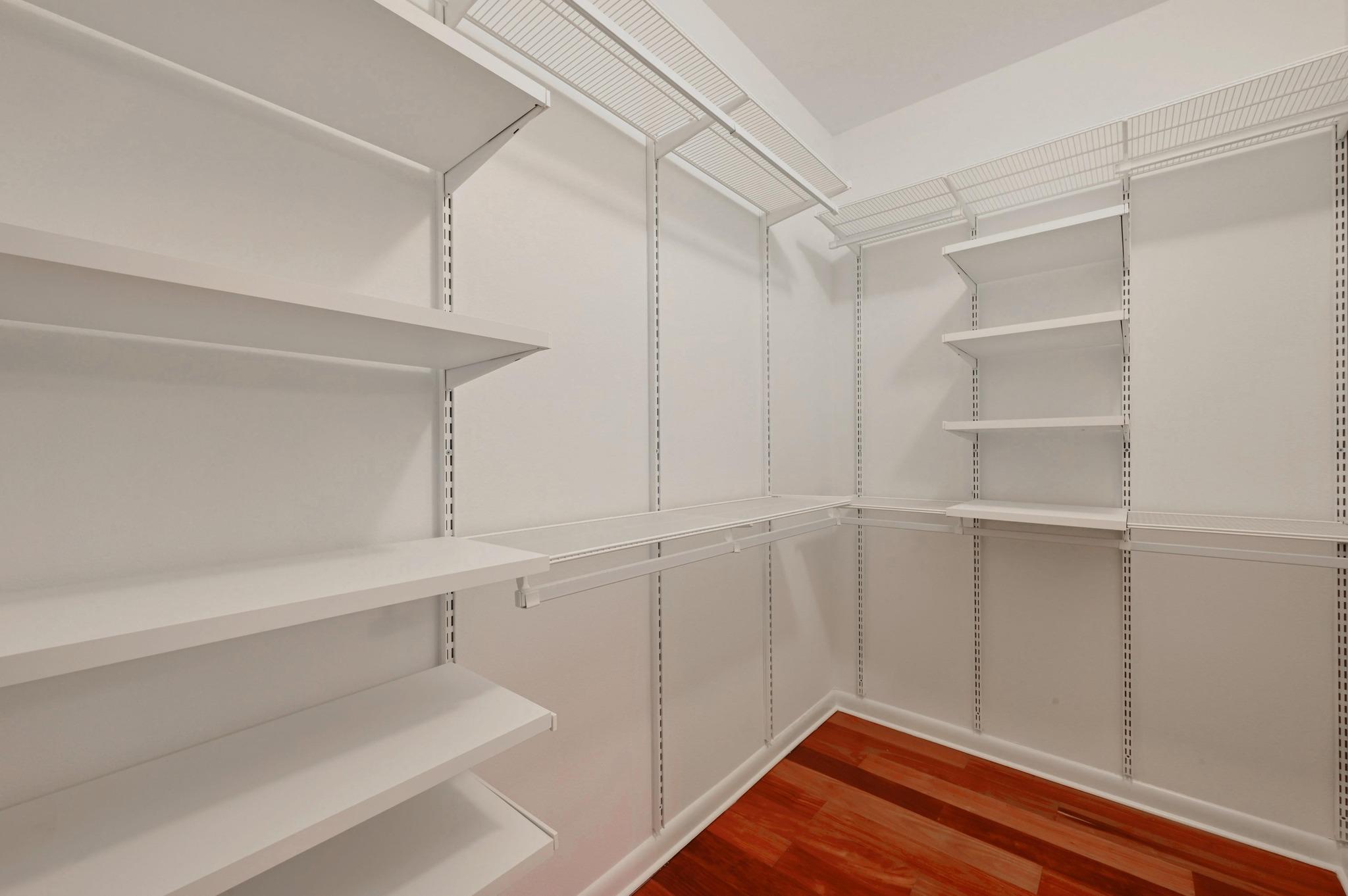 54 Rainey St # 412, Austin, TX 78701