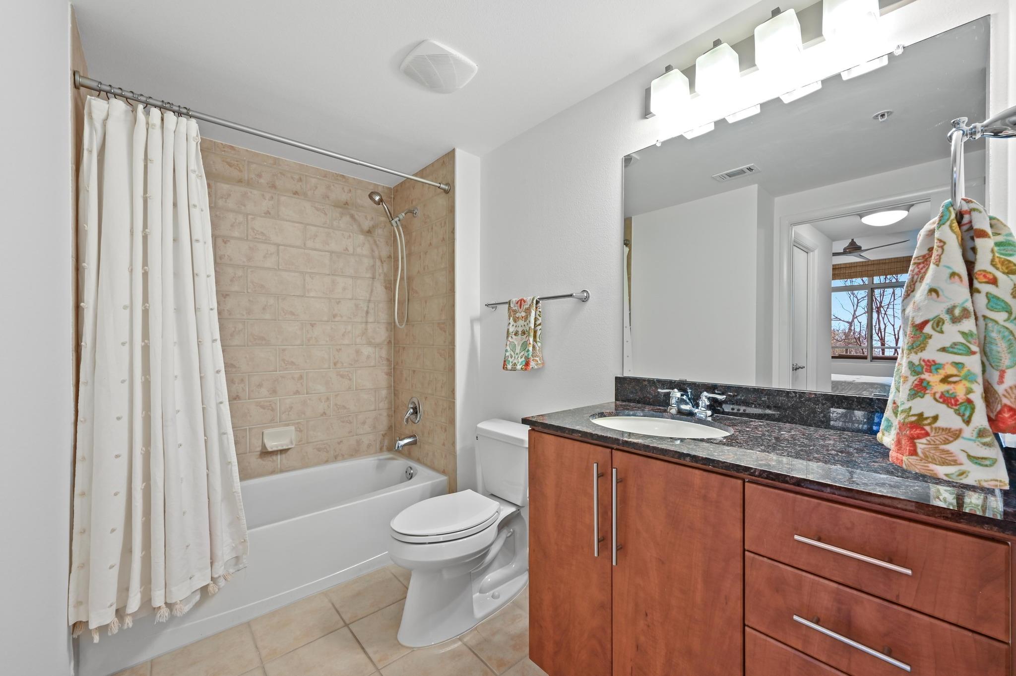 54 Rainey St # 412, Austin, TX 78701