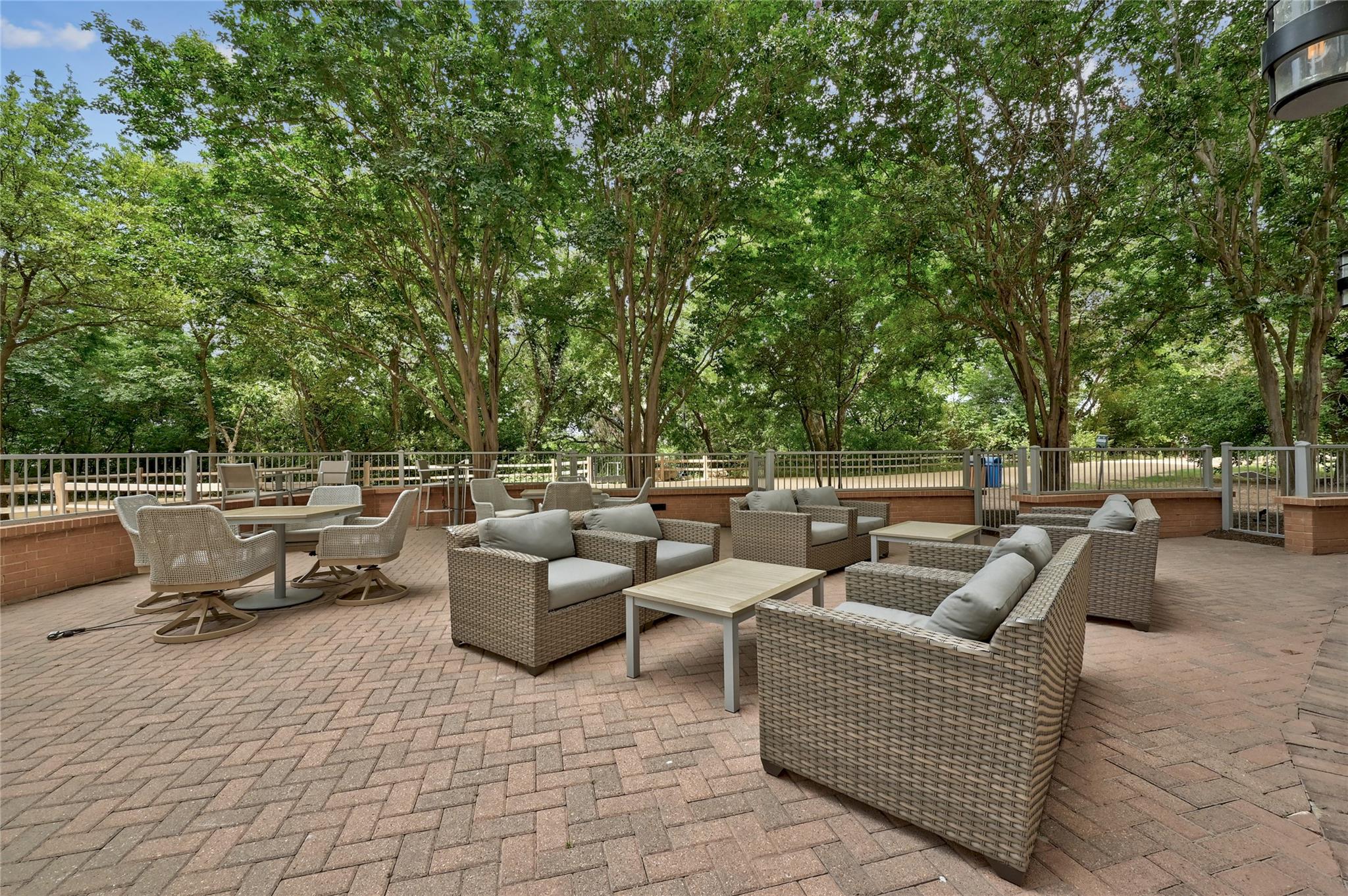 54 Rainey St # 412, Austin, TX 78701