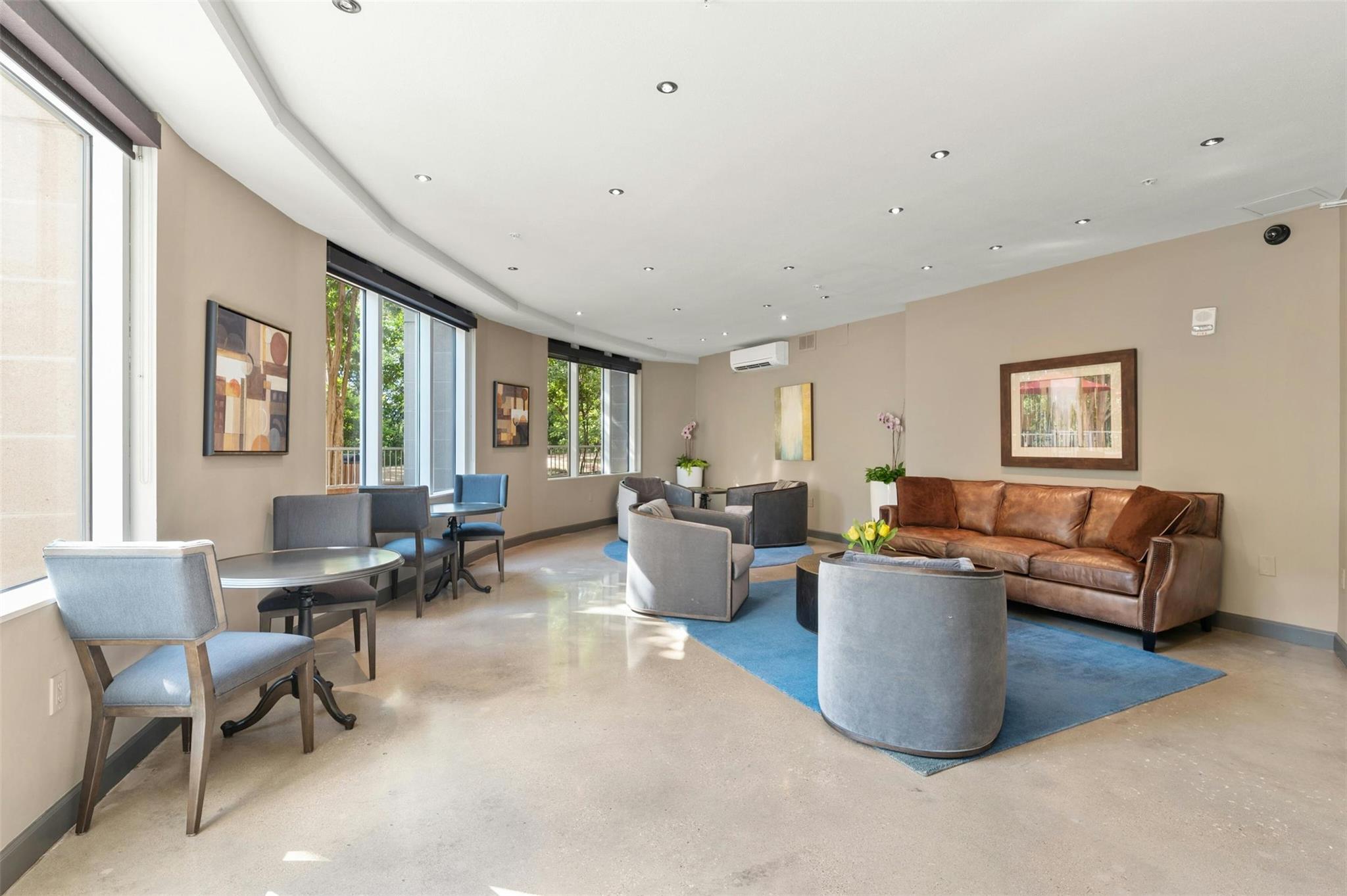 54 Rainey St # 412, Austin, TX 78701