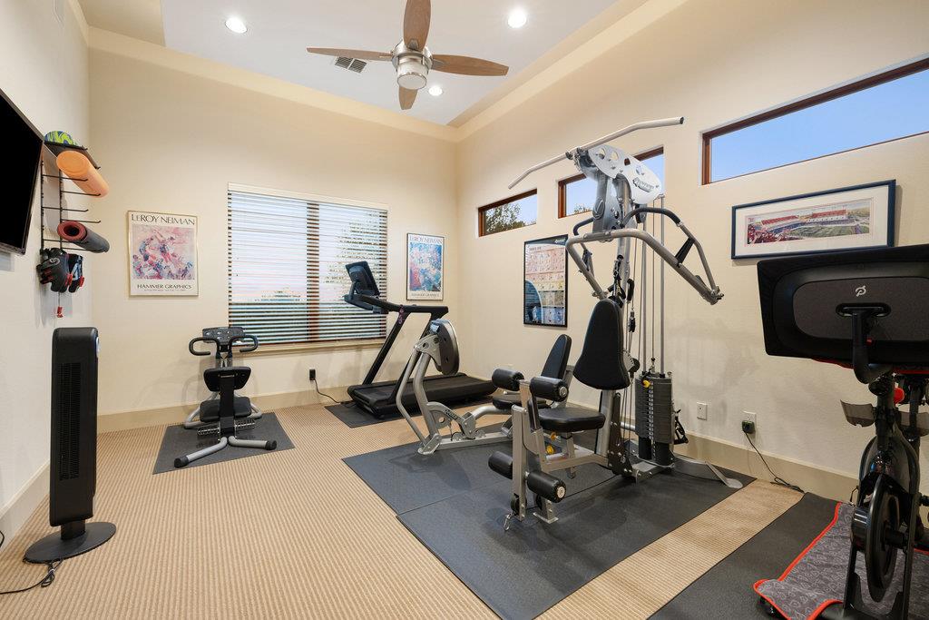 17800 Flagler Dr, Austin, TX 78738