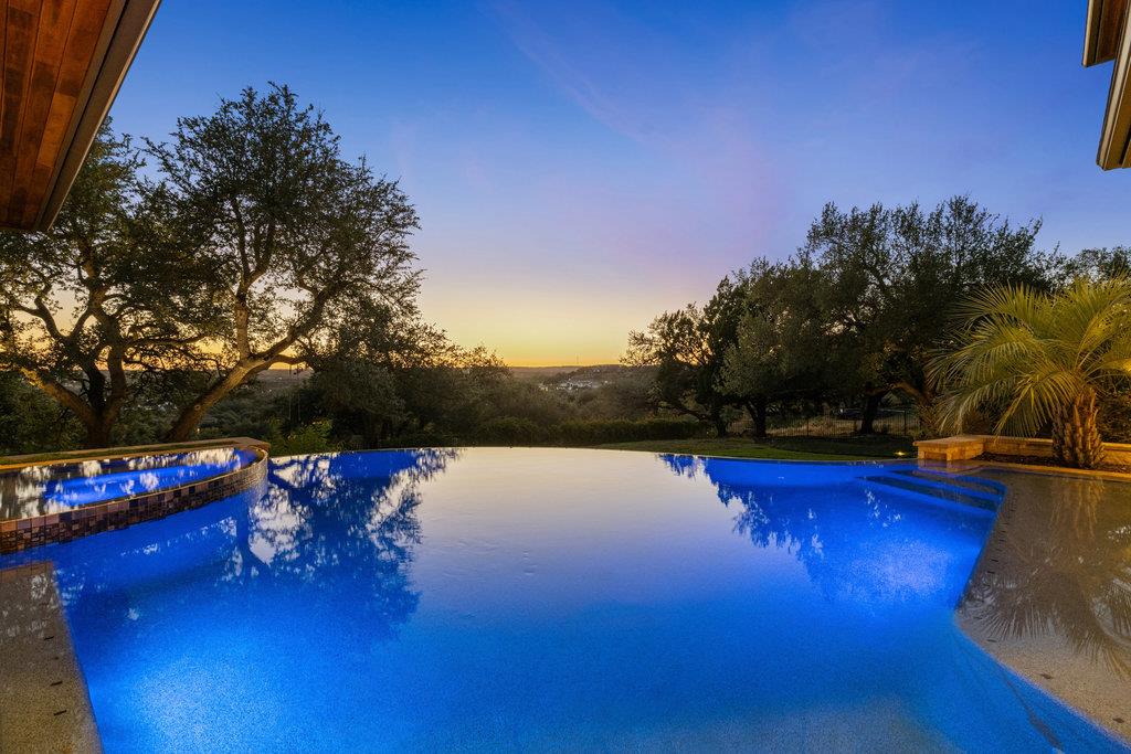 17800 Flagler Dr, Austin, TX 78738