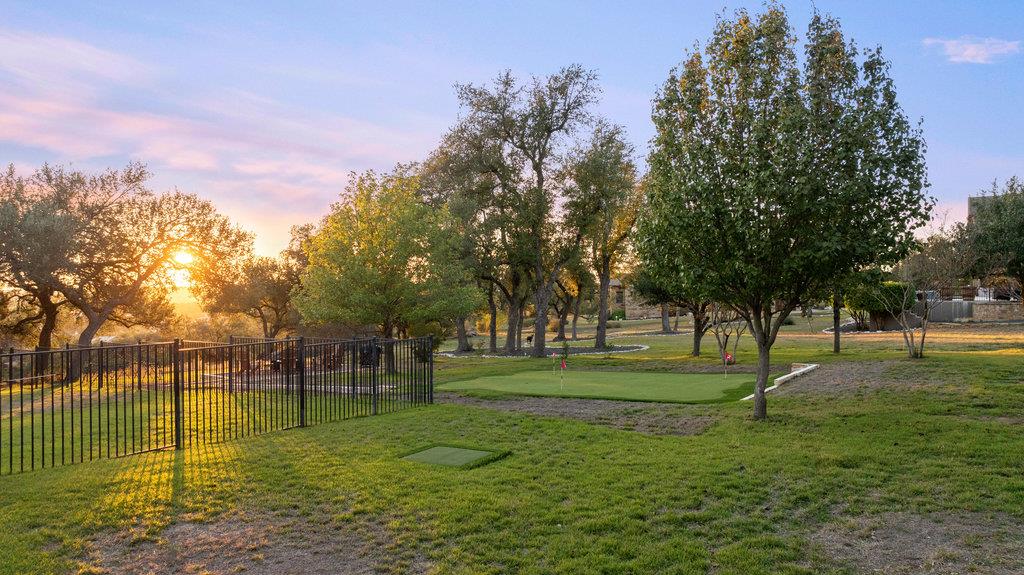 17800 Flagler Dr, Austin, TX 78738