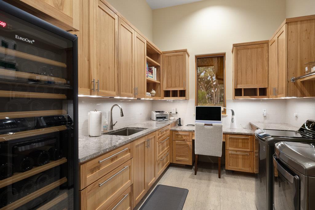 17800 Flagler Dr, Austin, TX 78738