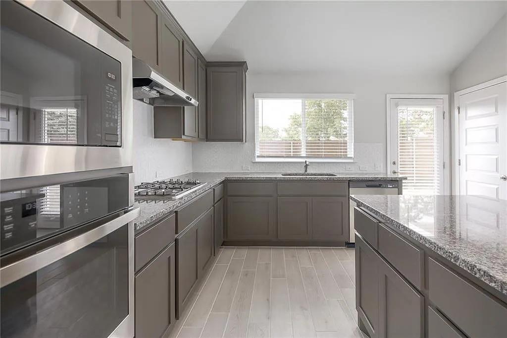 116 Riverhill Dr, Georgetown, TX 78628