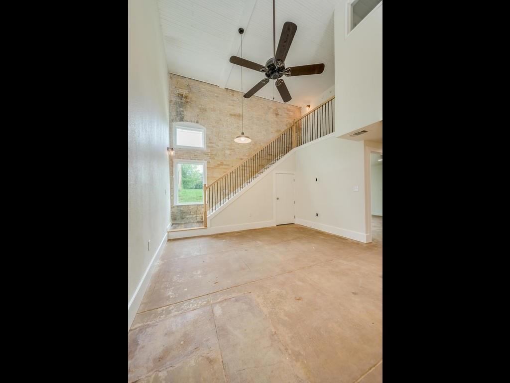 110 S Main St # 104, Elgin, TX 78621