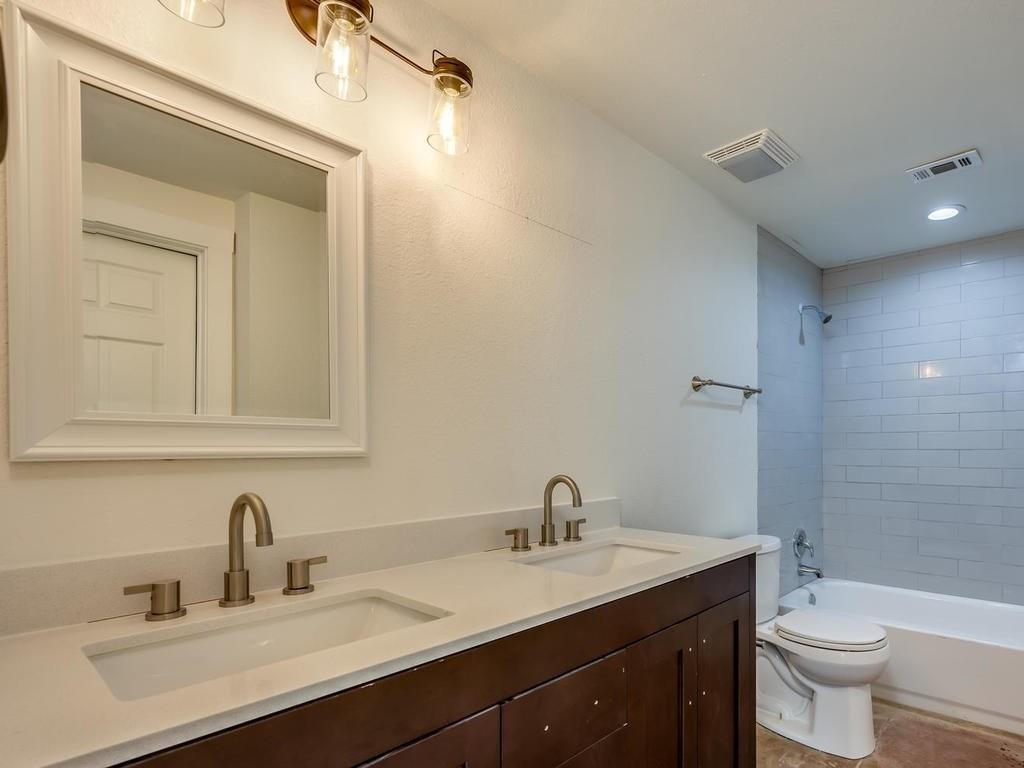 110 S Main St # 104, Elgin, TX 78621