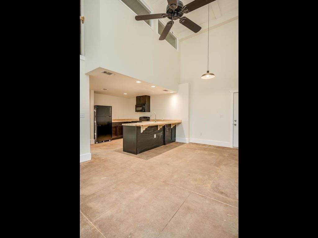 110 S Main St # 104, Elgin, TX 78621