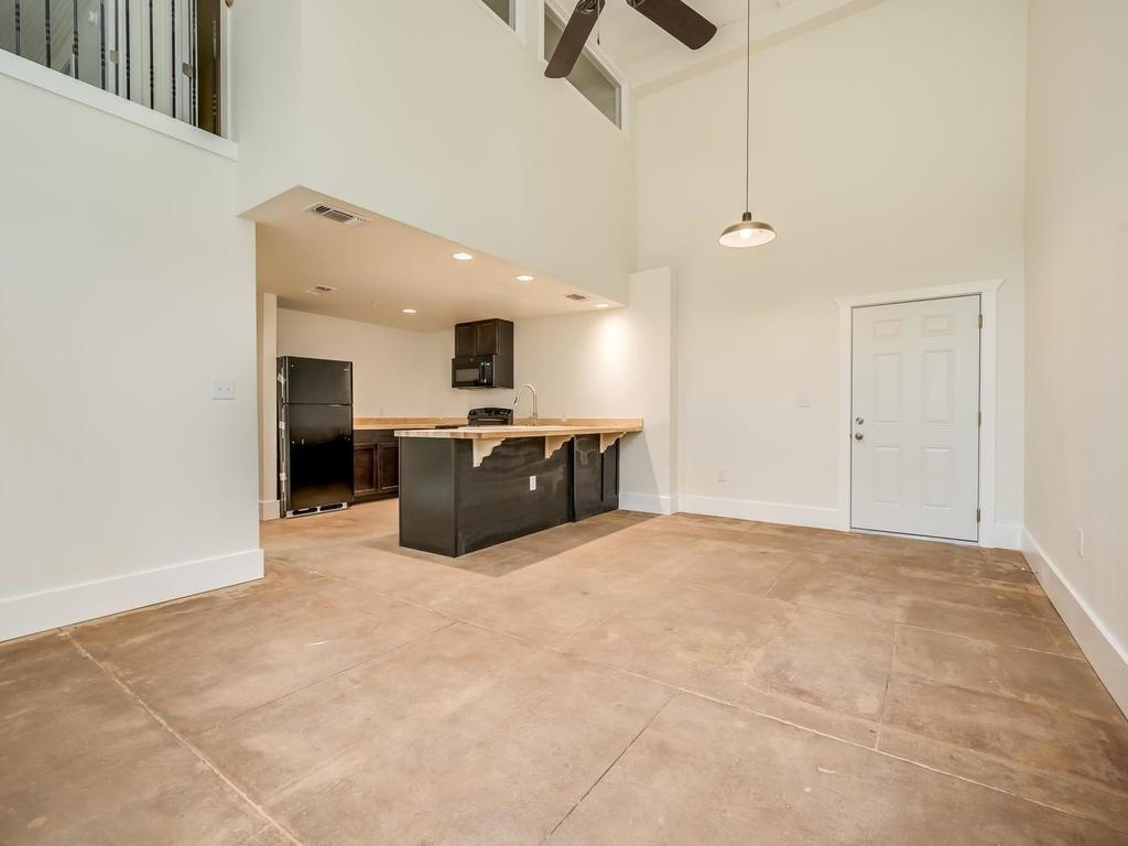 110 S Main St # 104, Elgin, TX 78621