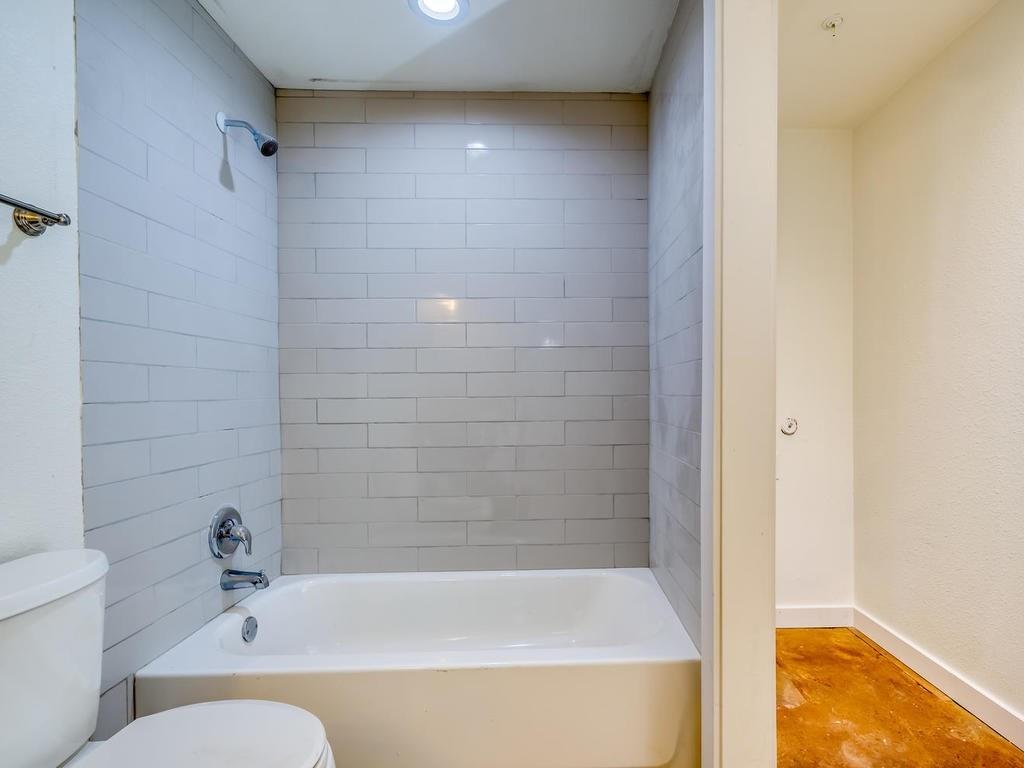 110 S Main St # 104, Elgin, TX 78621