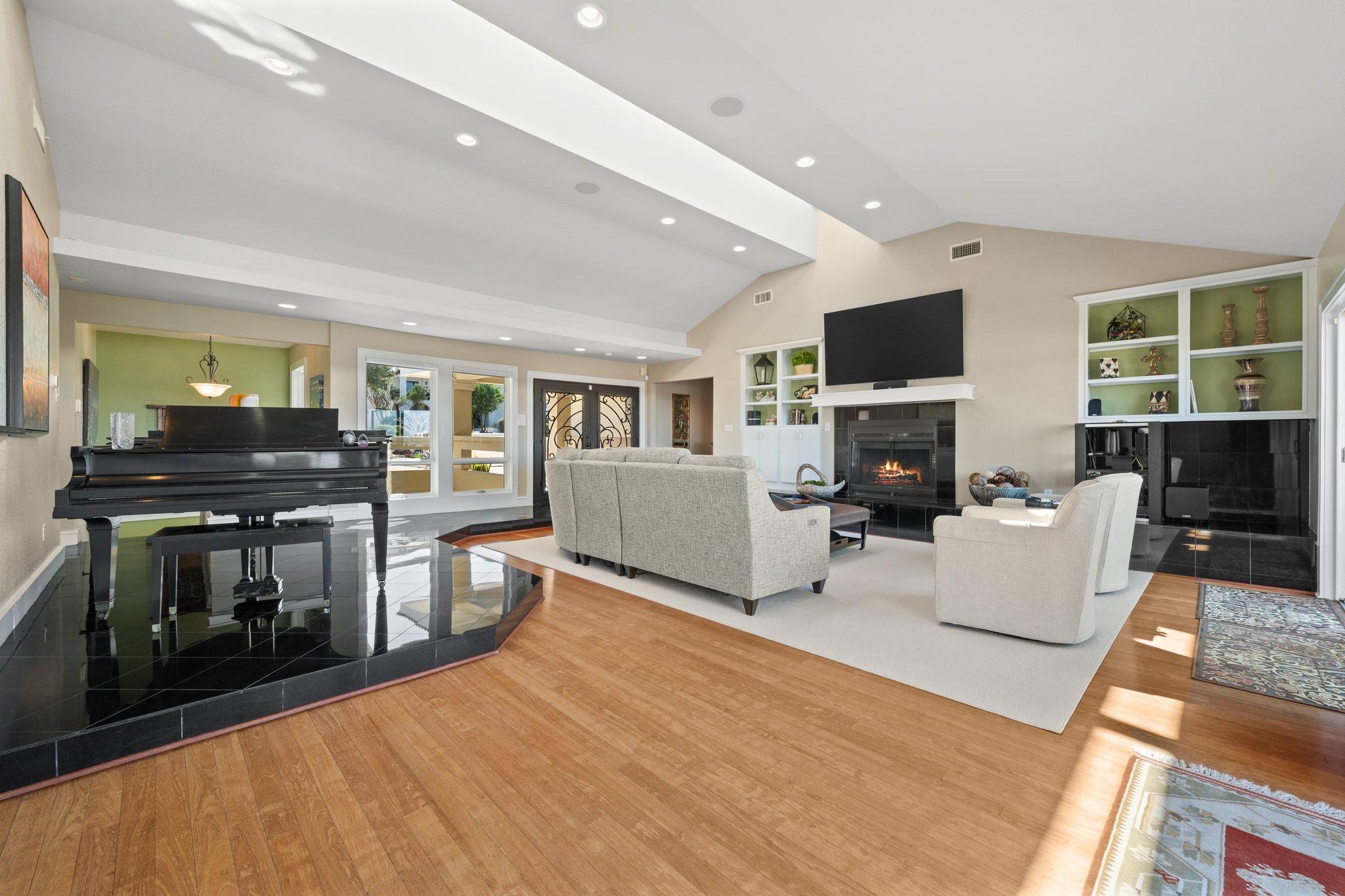 107 Firebird Cv, Lakeway, TX 78734