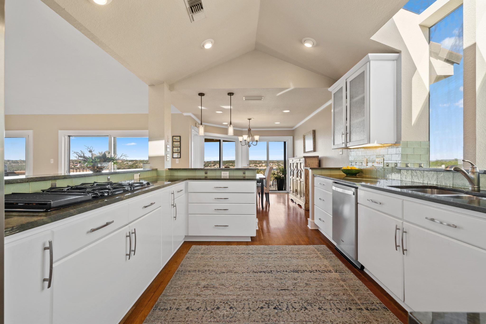 107 Firebird Cv, Lakeway, TX 78734