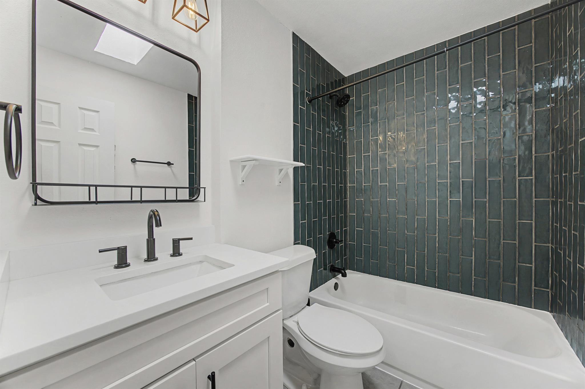 3806 Southridge Dr # 4, Austin, TX 78704