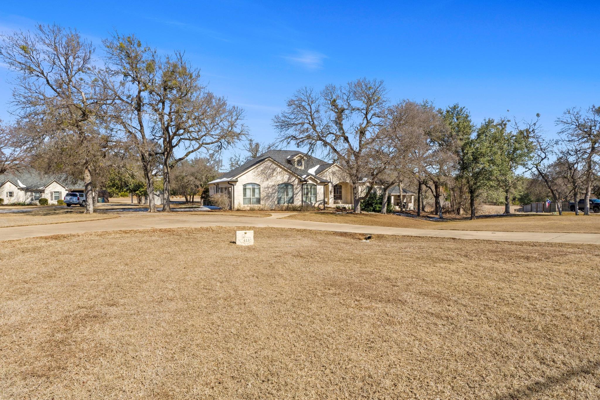 413 Lake Side Dr, Georgetown, TX 78628