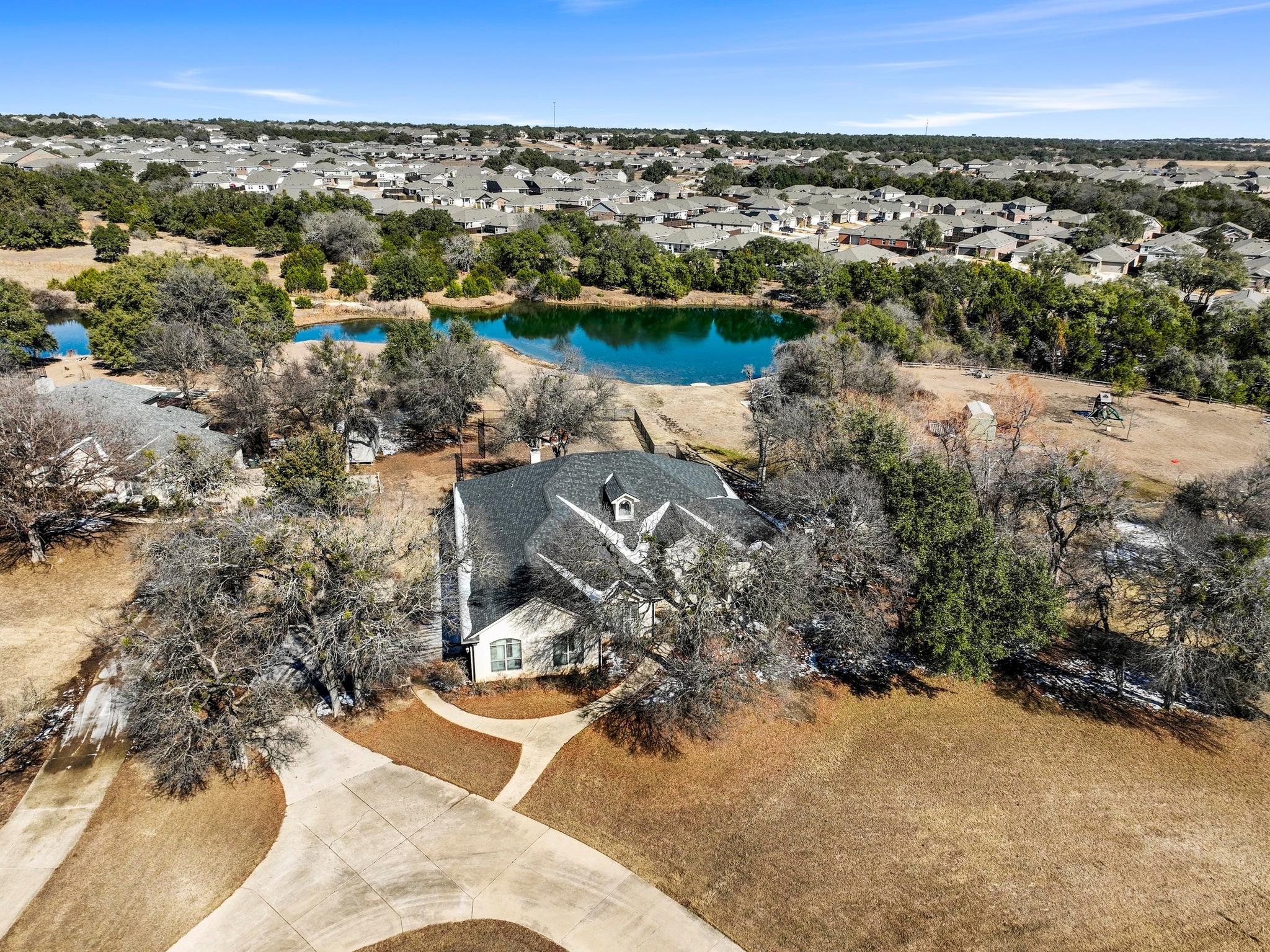 413 Lake Side Dr, Georgetown, TX 78628
