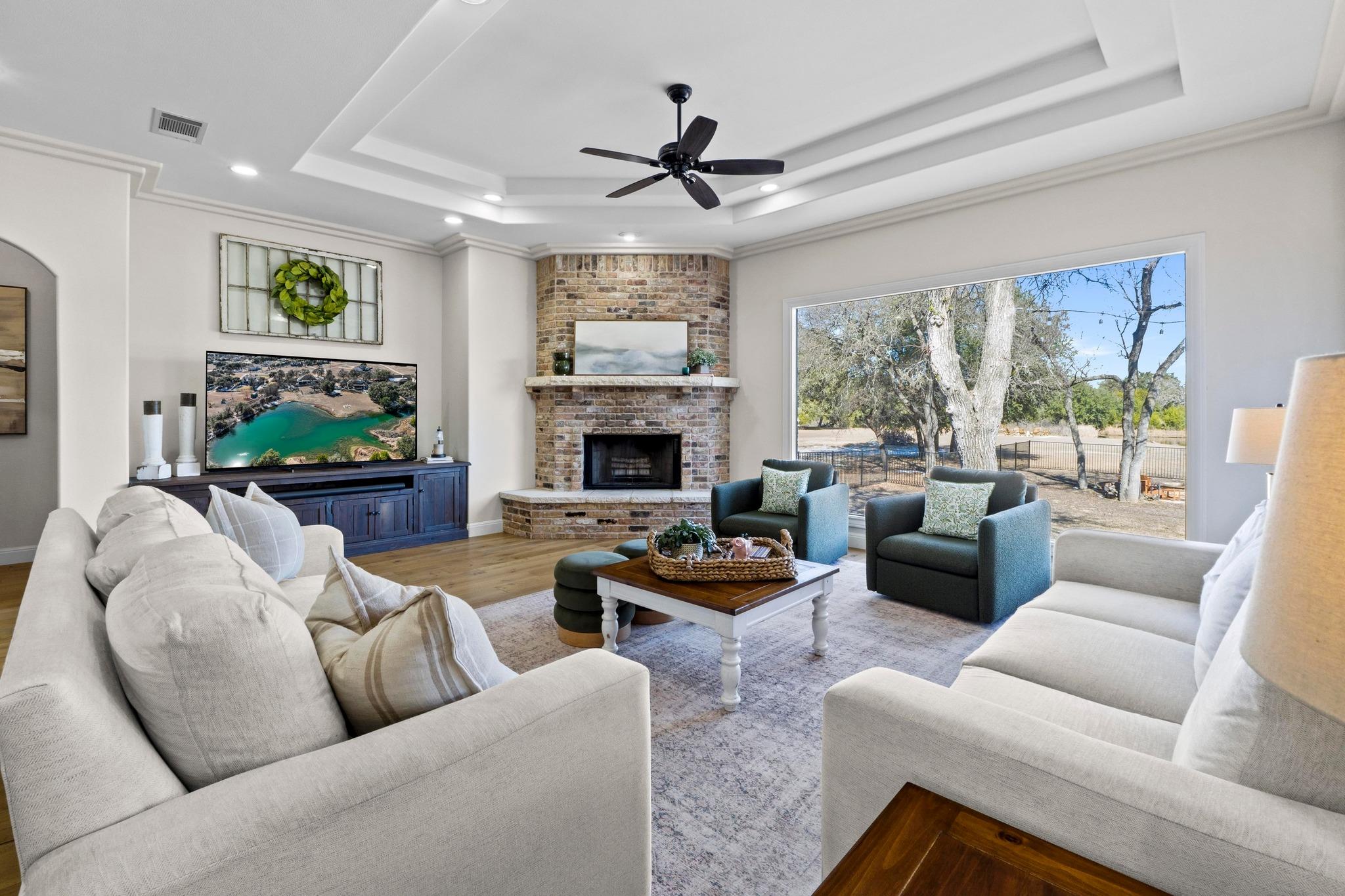 413 Lake Side Dr, Georgetown, TX 78628