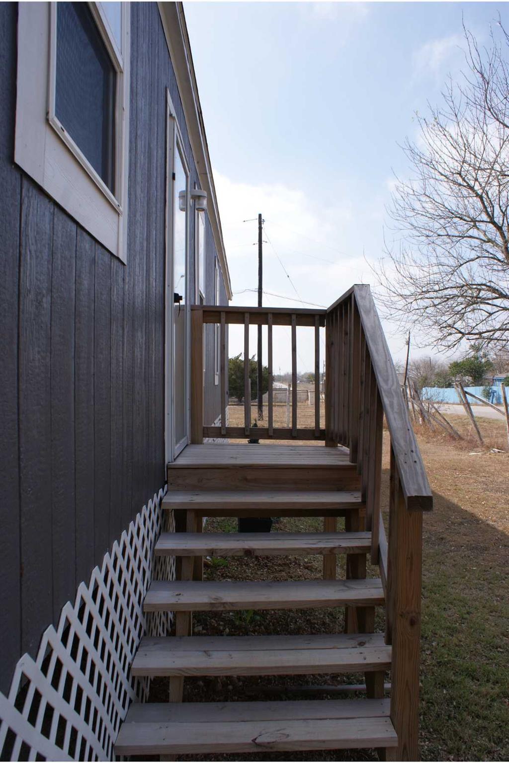 501 Mesquite Rd, San Marcos, TX 78666