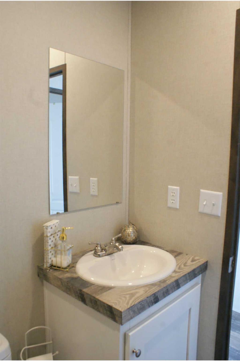 501 Mesquite Rd, San Marcos, TX 78666